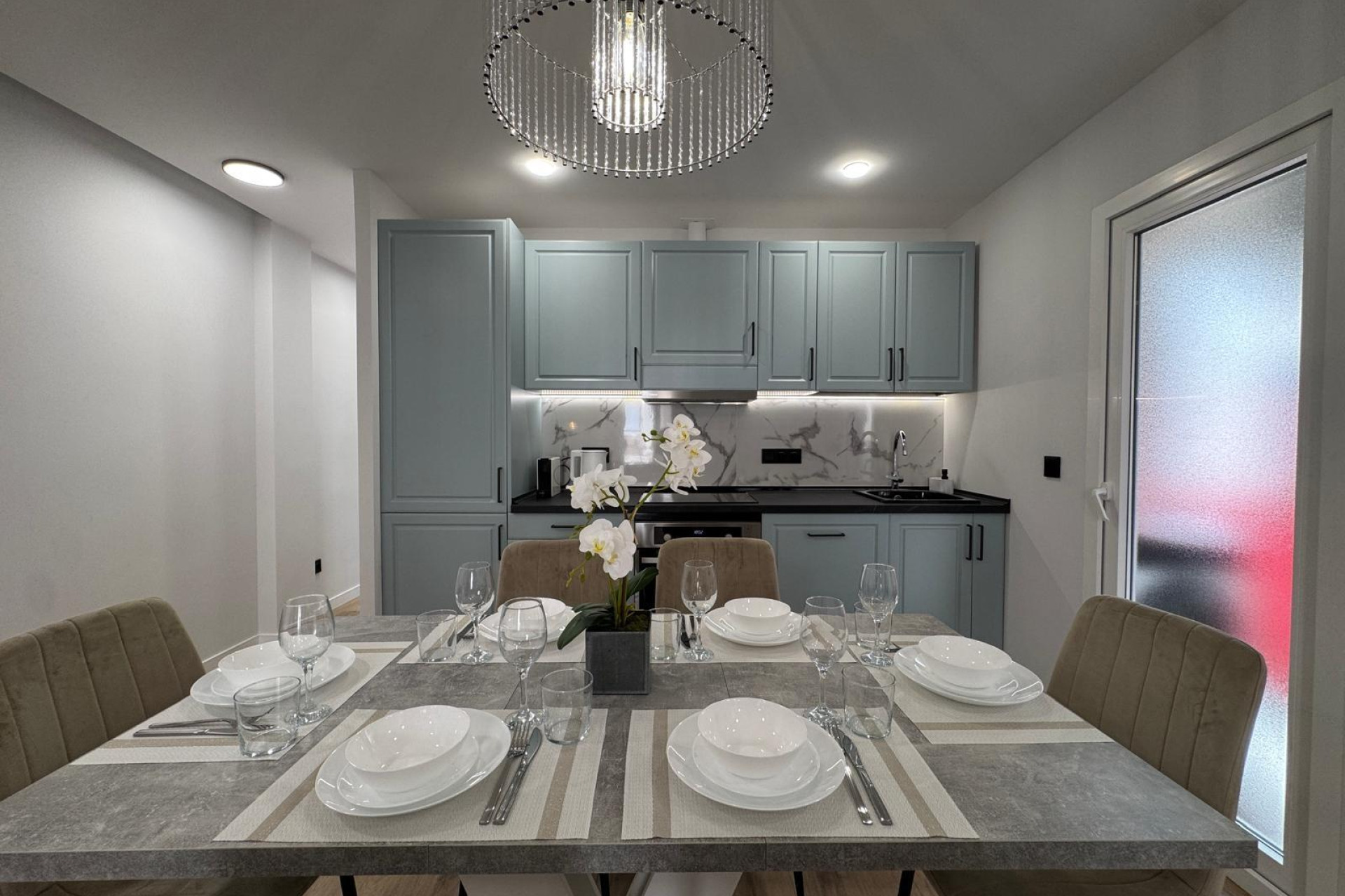 Resale - Apartment  - Torrevieja - Playa del Cura