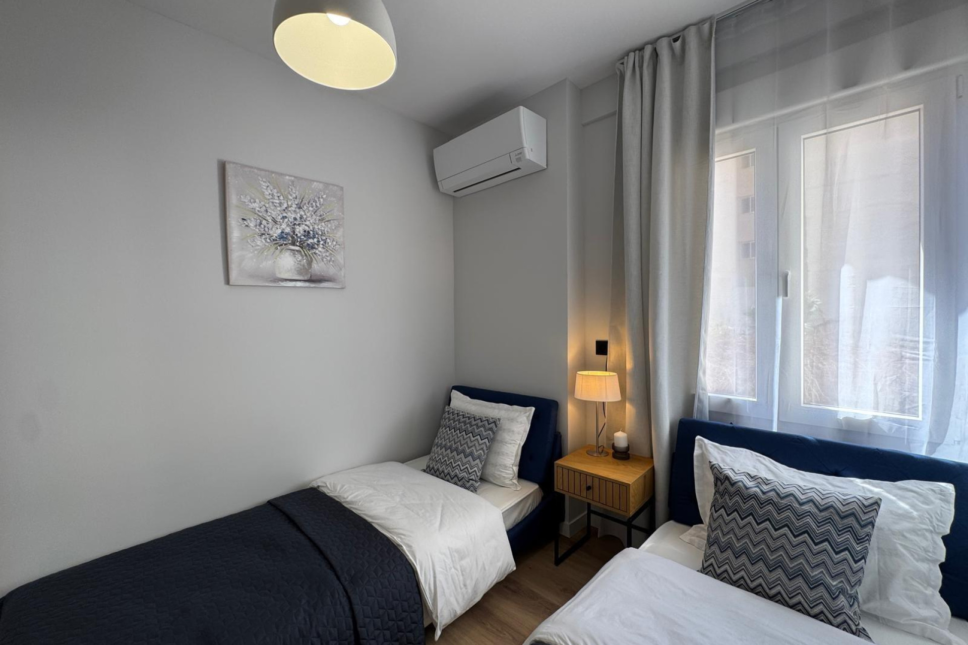 Resale - Apartment  - Torrevieja - Playa del Cura