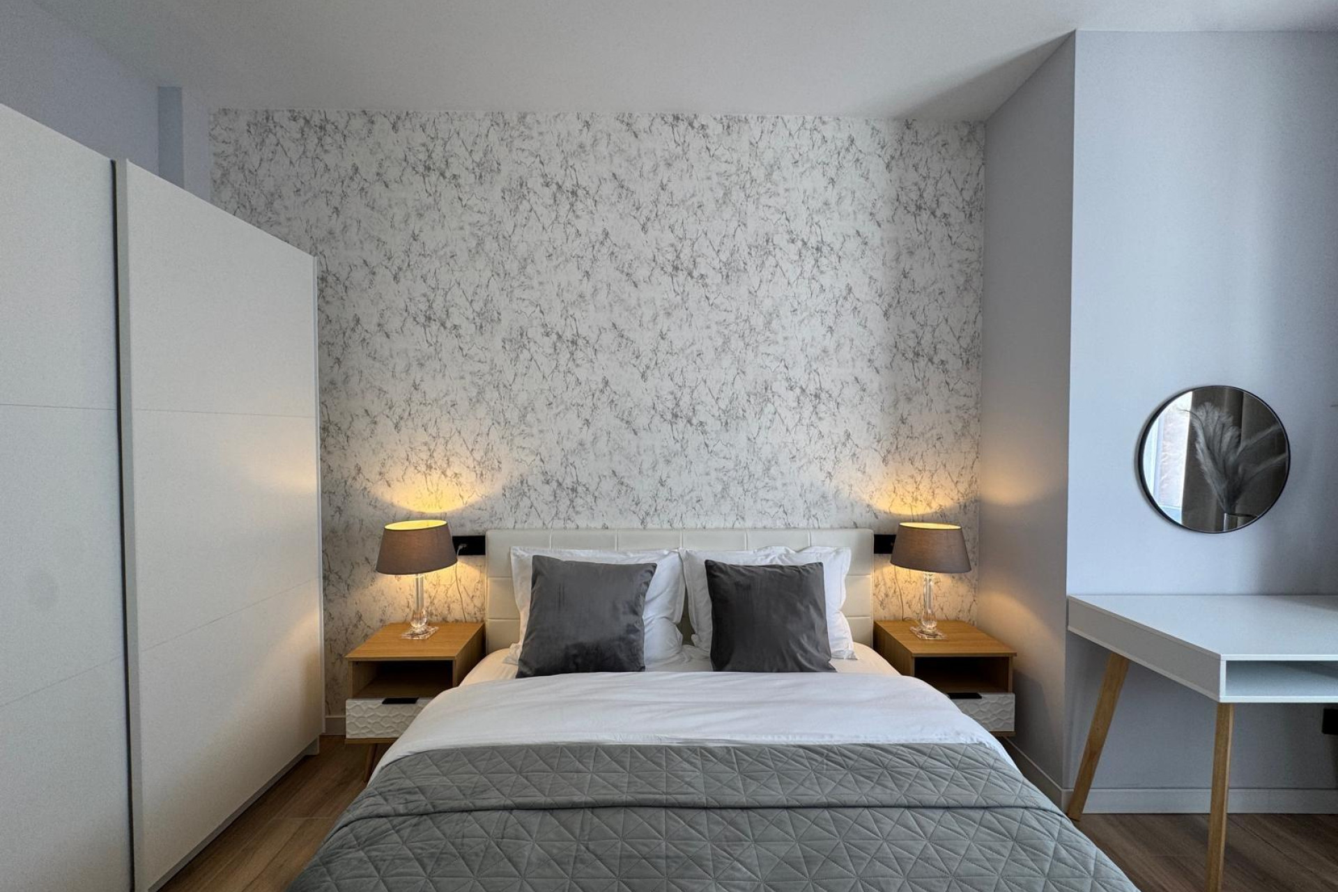 Resale - Apartment  - Torrevieja - Playa del Cura