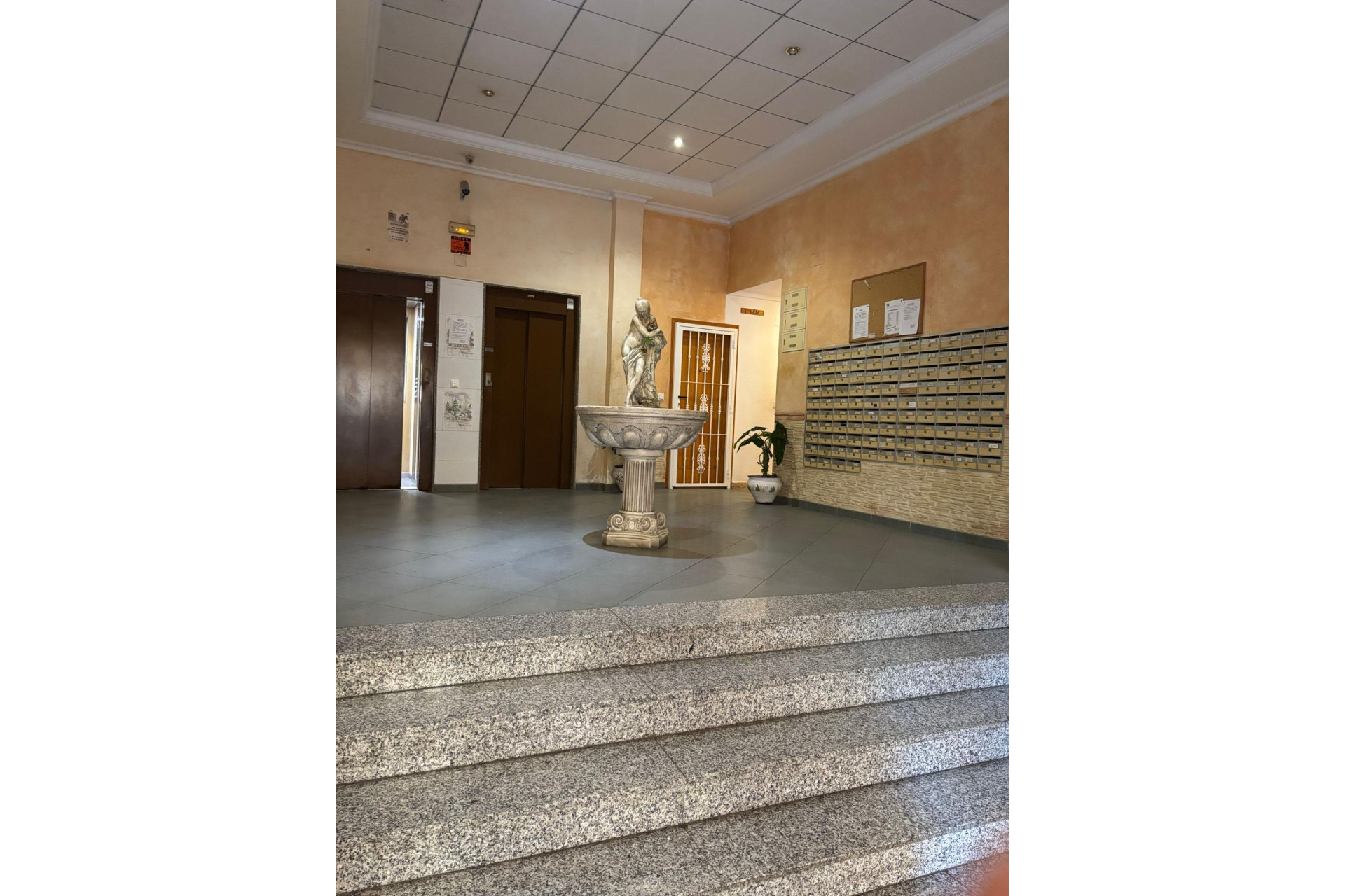 Resale - Apartment  - Torrevieja - Playa del Cura