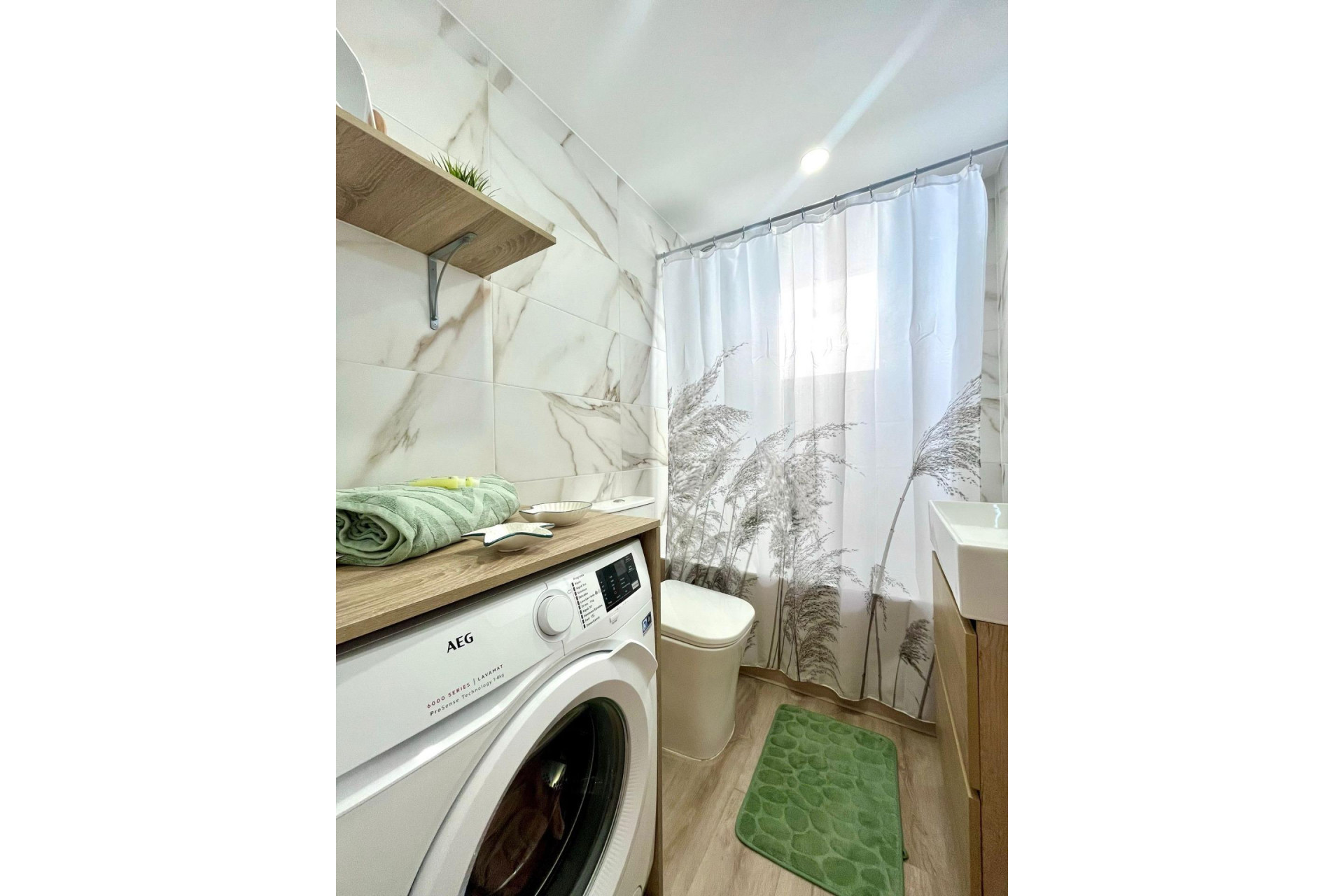 Resale - Apartment  - Torrevieja - Playa del Cura