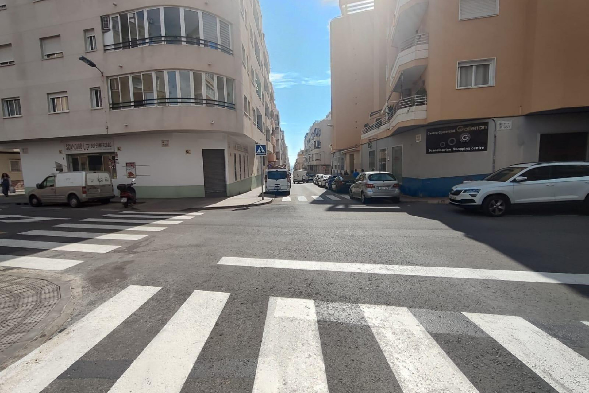 Resale - Apartment  - Torrevieja - Playa del Cura