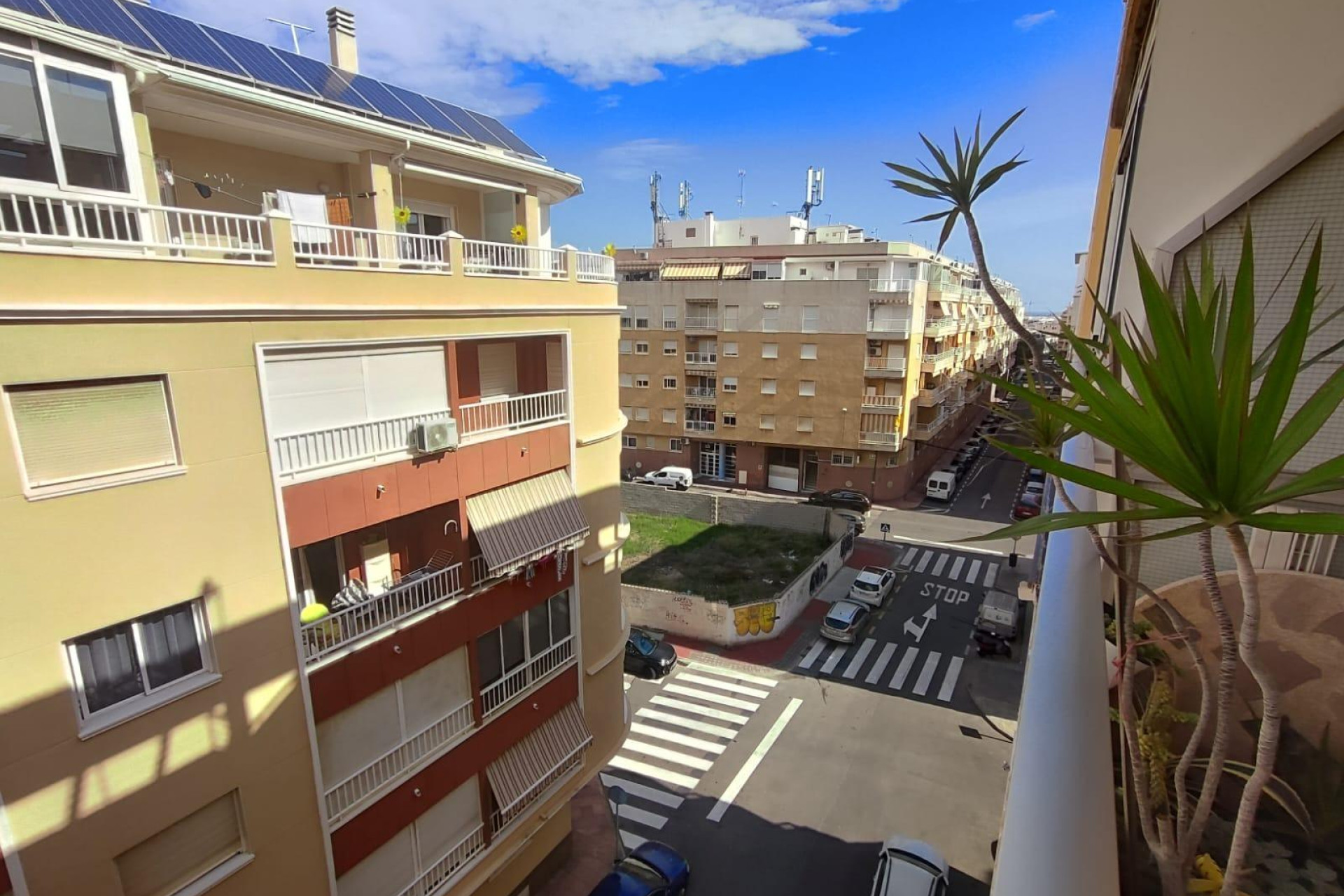 Resale - Apartment  - Torrevieja - Playa del Cura