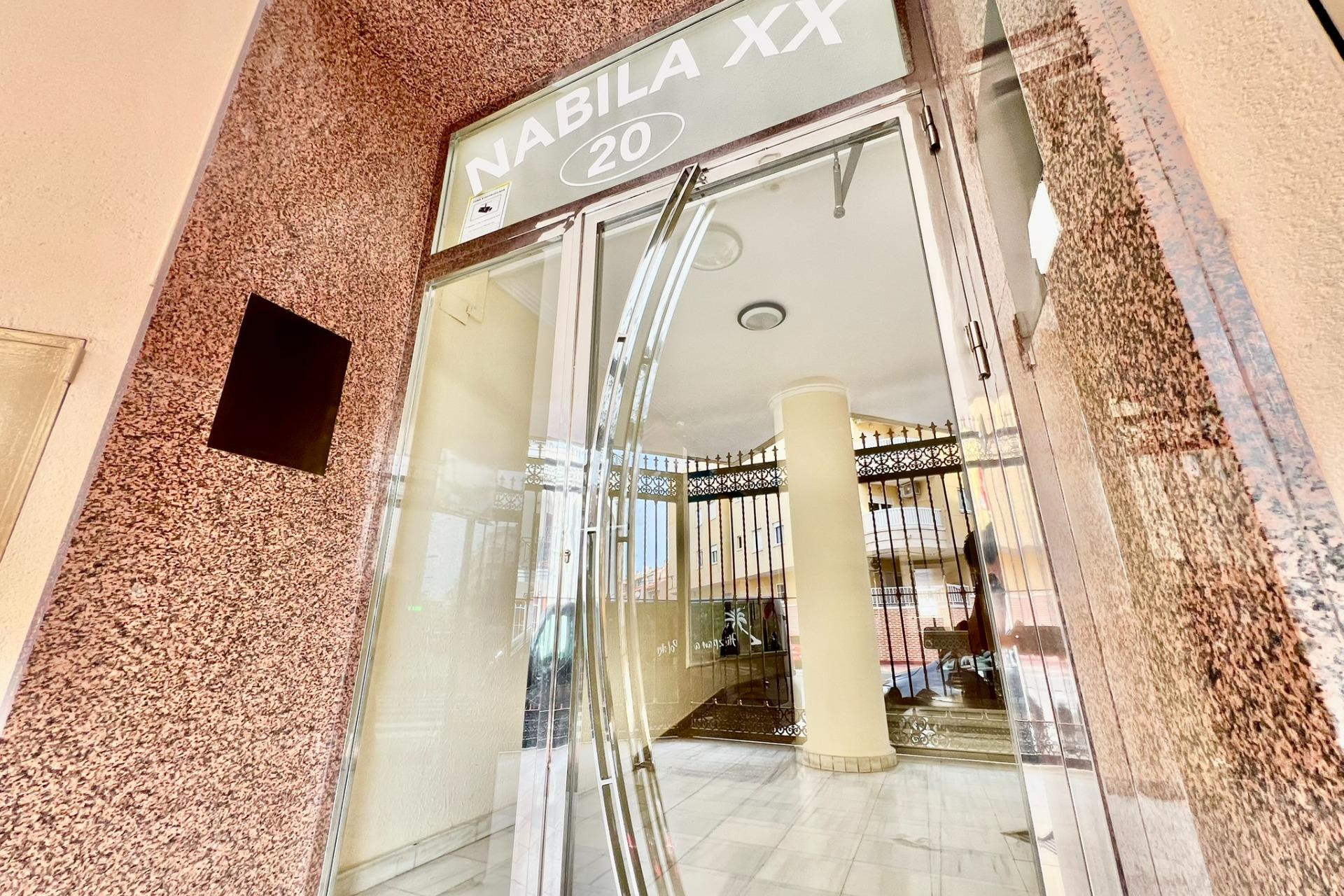 Resale - Apartment  - Torrevieja - Playa del Cura