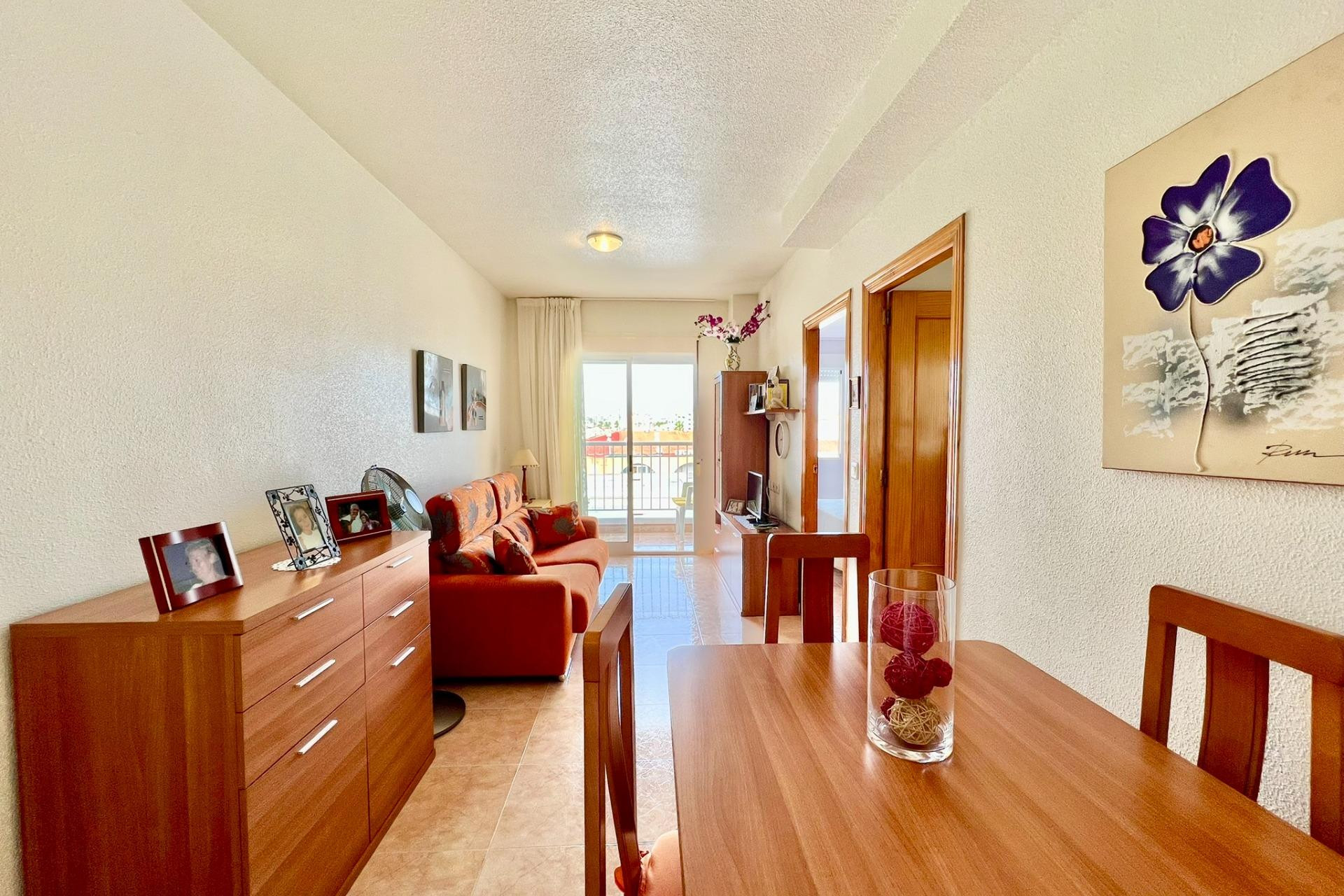 Resale - Apartment  - Torrevieja - Playa del Cura