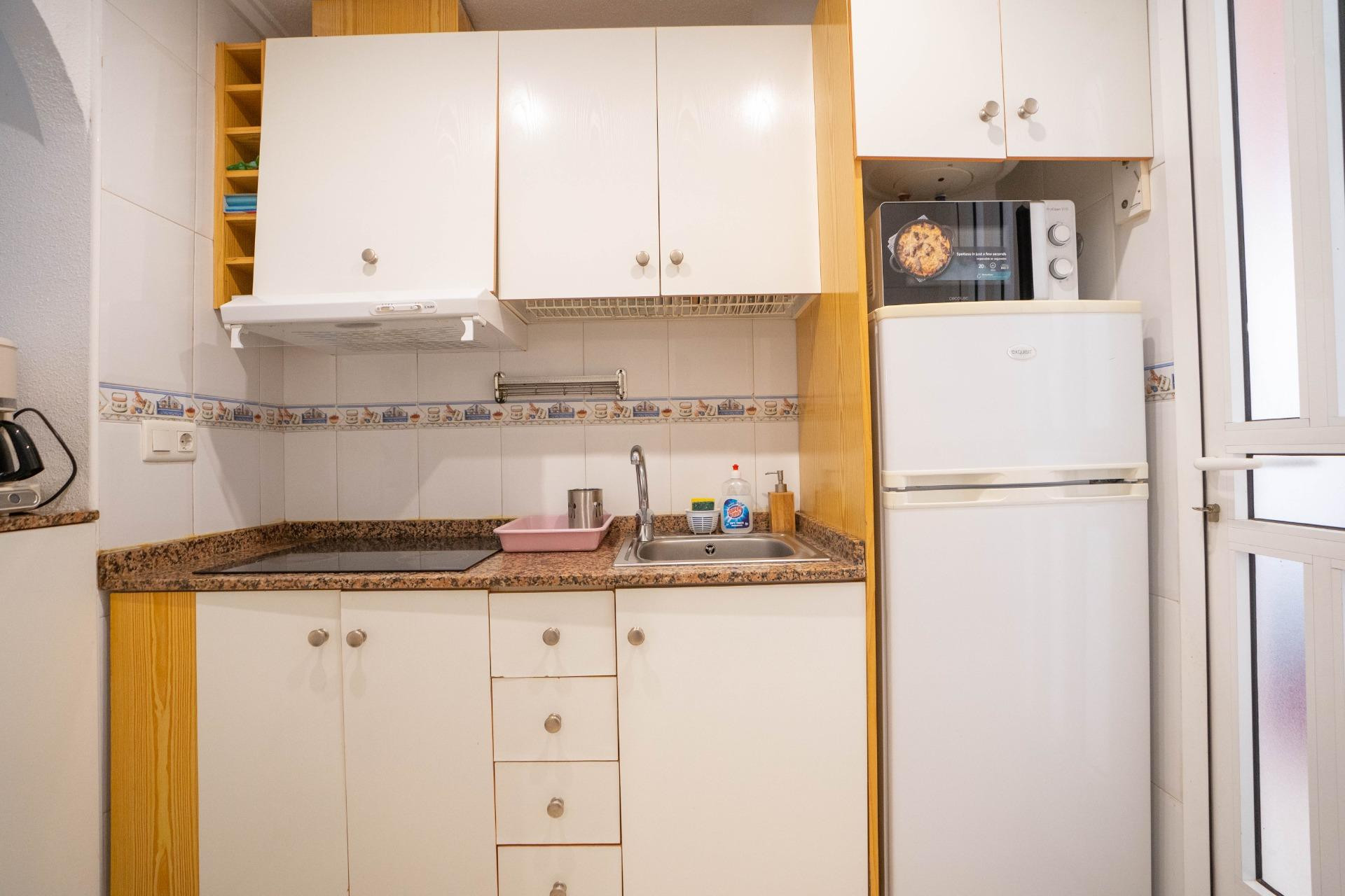 Resale - Apartment  - Torrevieja - Playa del Cura