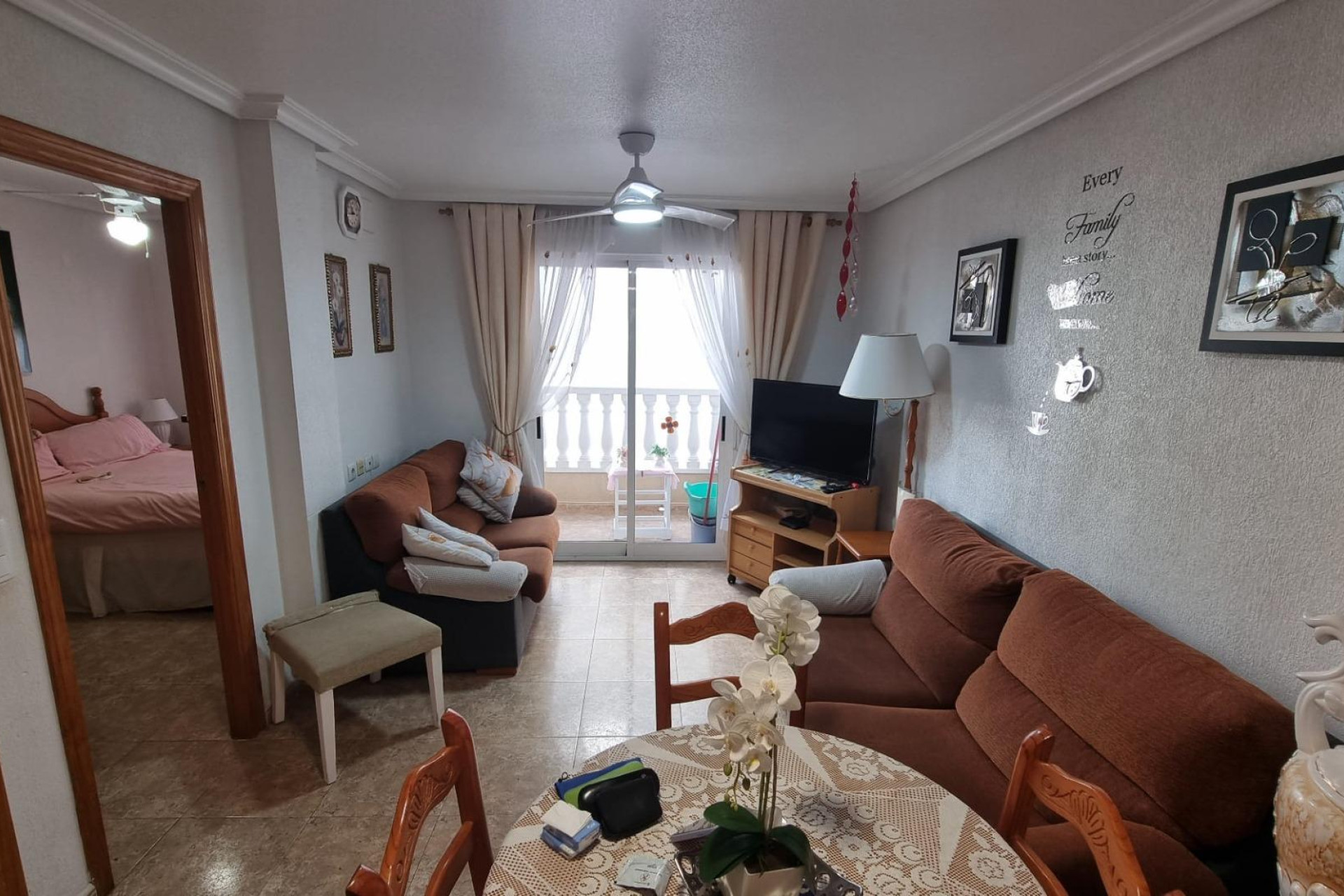 Resale - Apartment  - Torrevieja - Playa del Cura