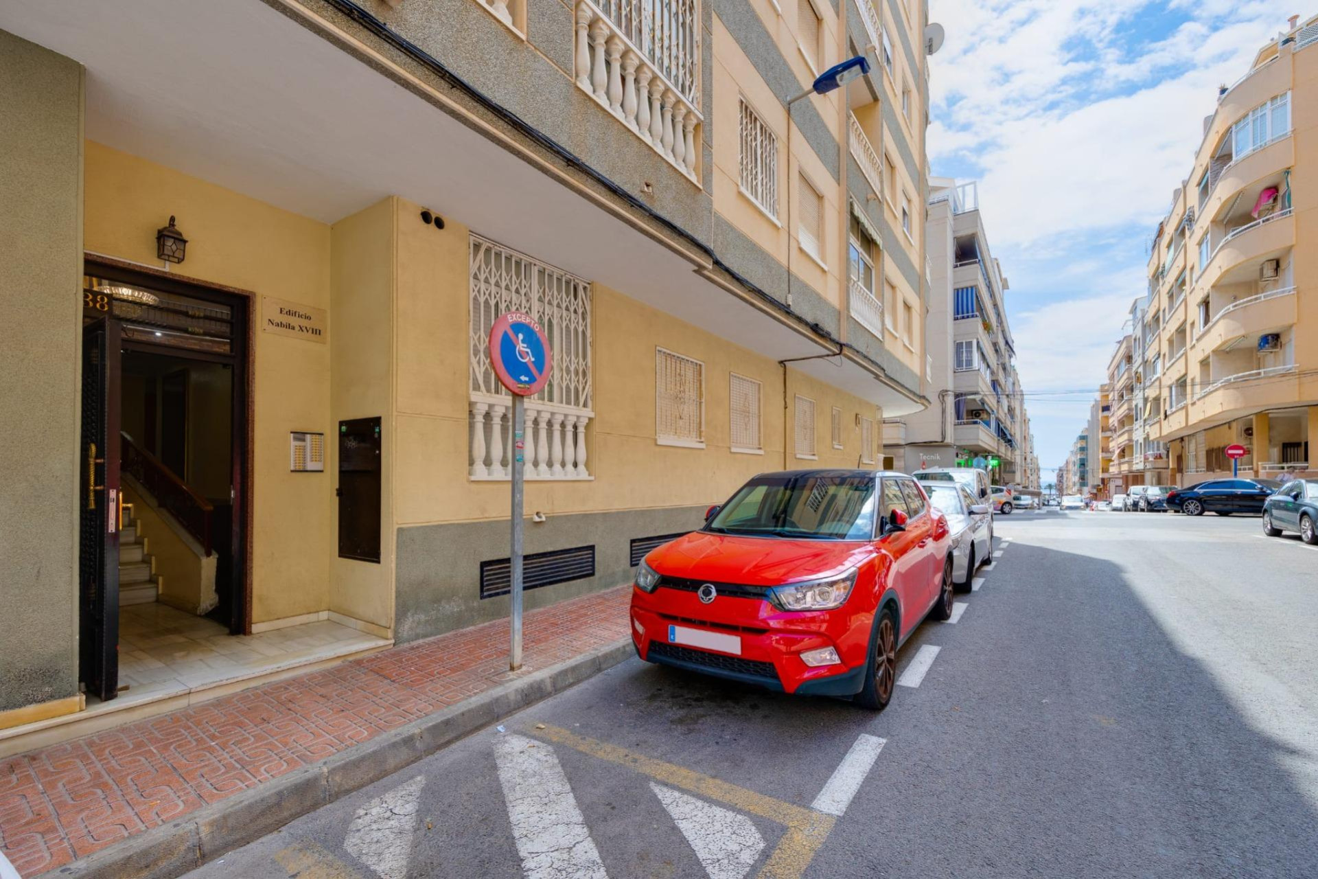 Resale - Apartment  - Torrevieja - Playa del Cura