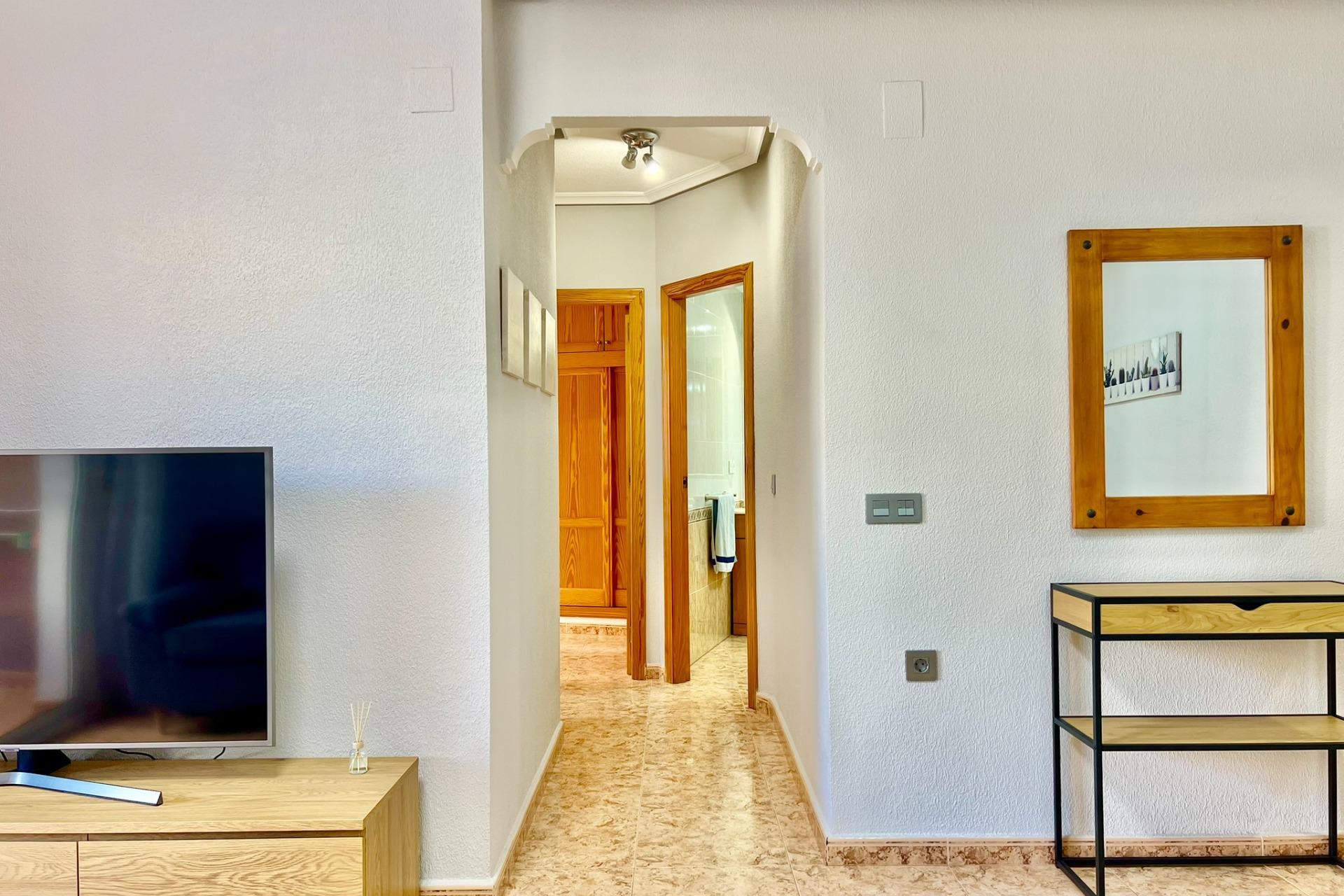 Resale - Apartment  - Torrevieja - Playa del Cura