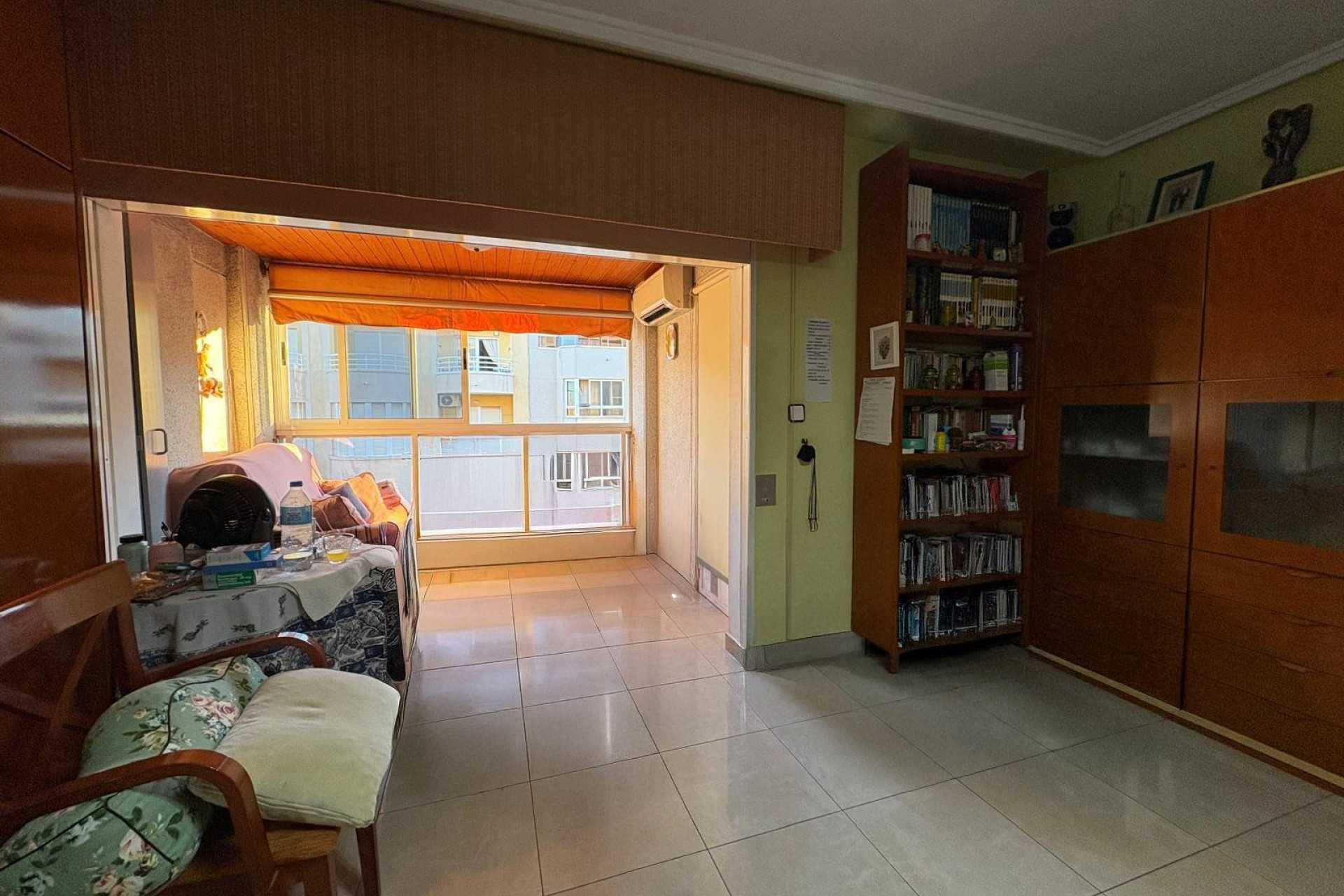 Resale - Apartment  - Torrevieja - Playa del Cura