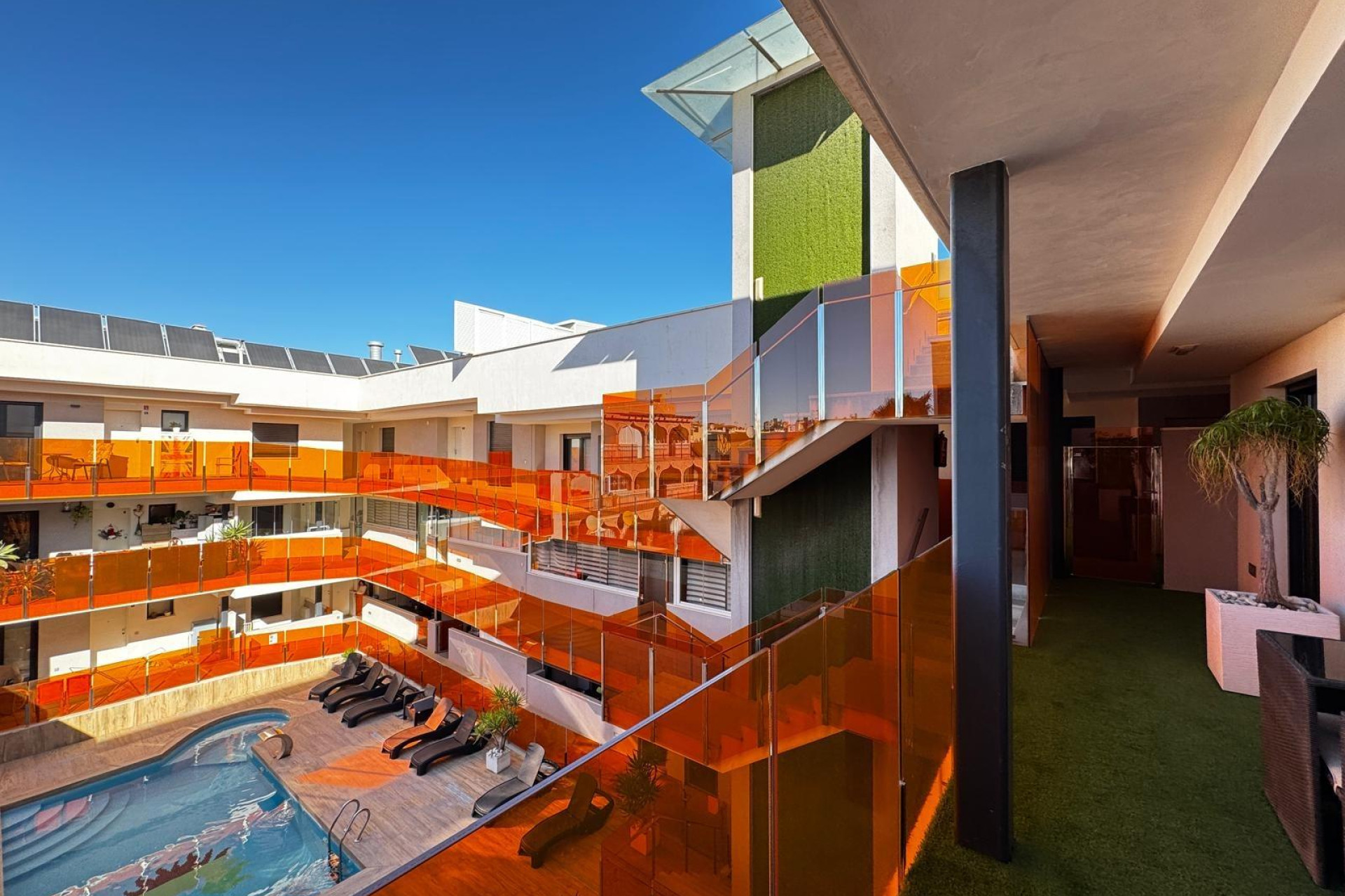 Resale - Apartment  - Torrevieja - Playa del Cura