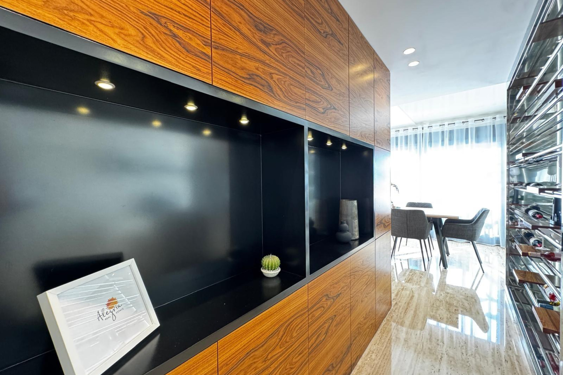 Resale - Apartment  - Torrevieja - Playa del Cura