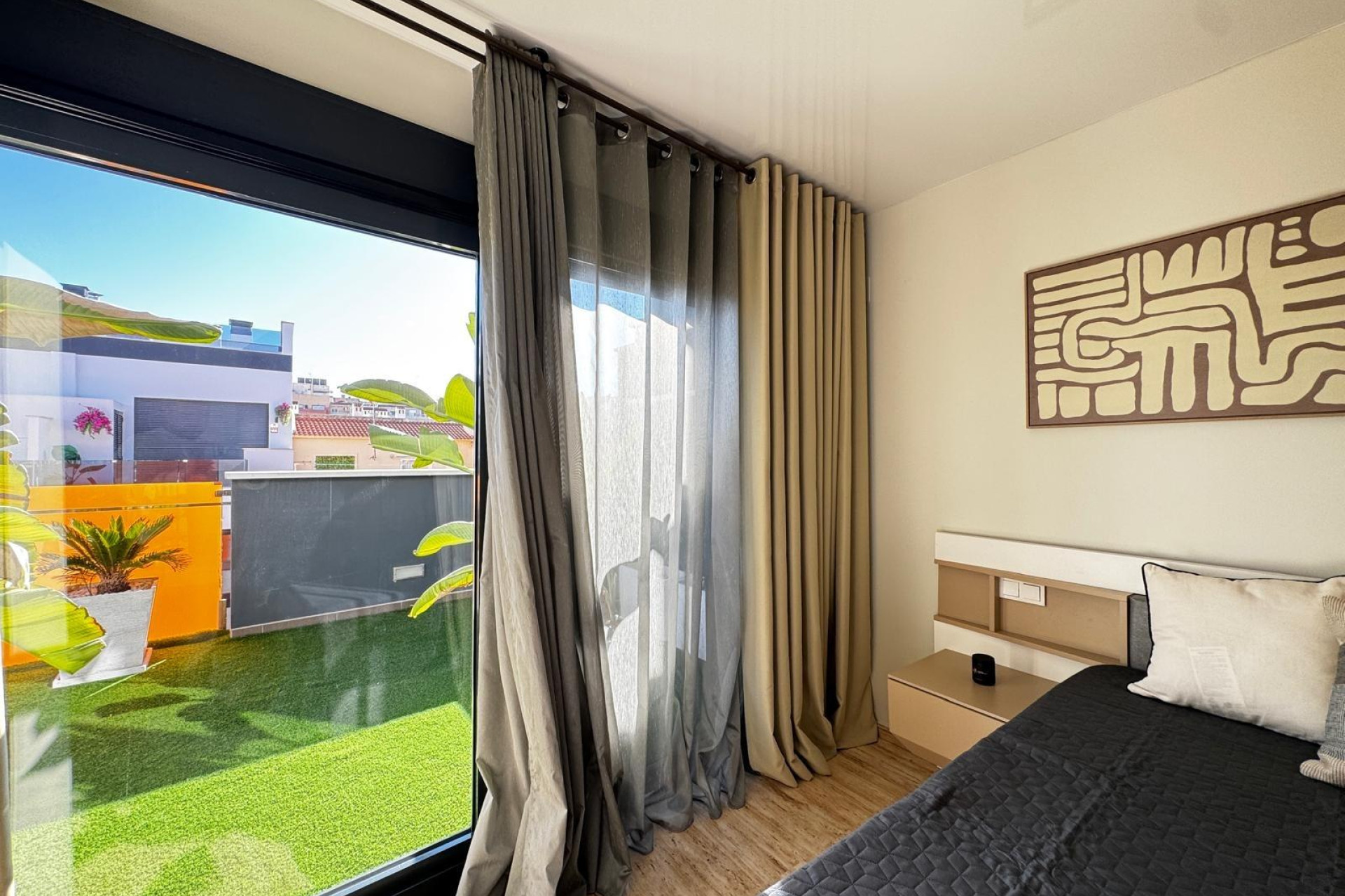 Resale - Apartment  - Torrevieja - Playa del Cura