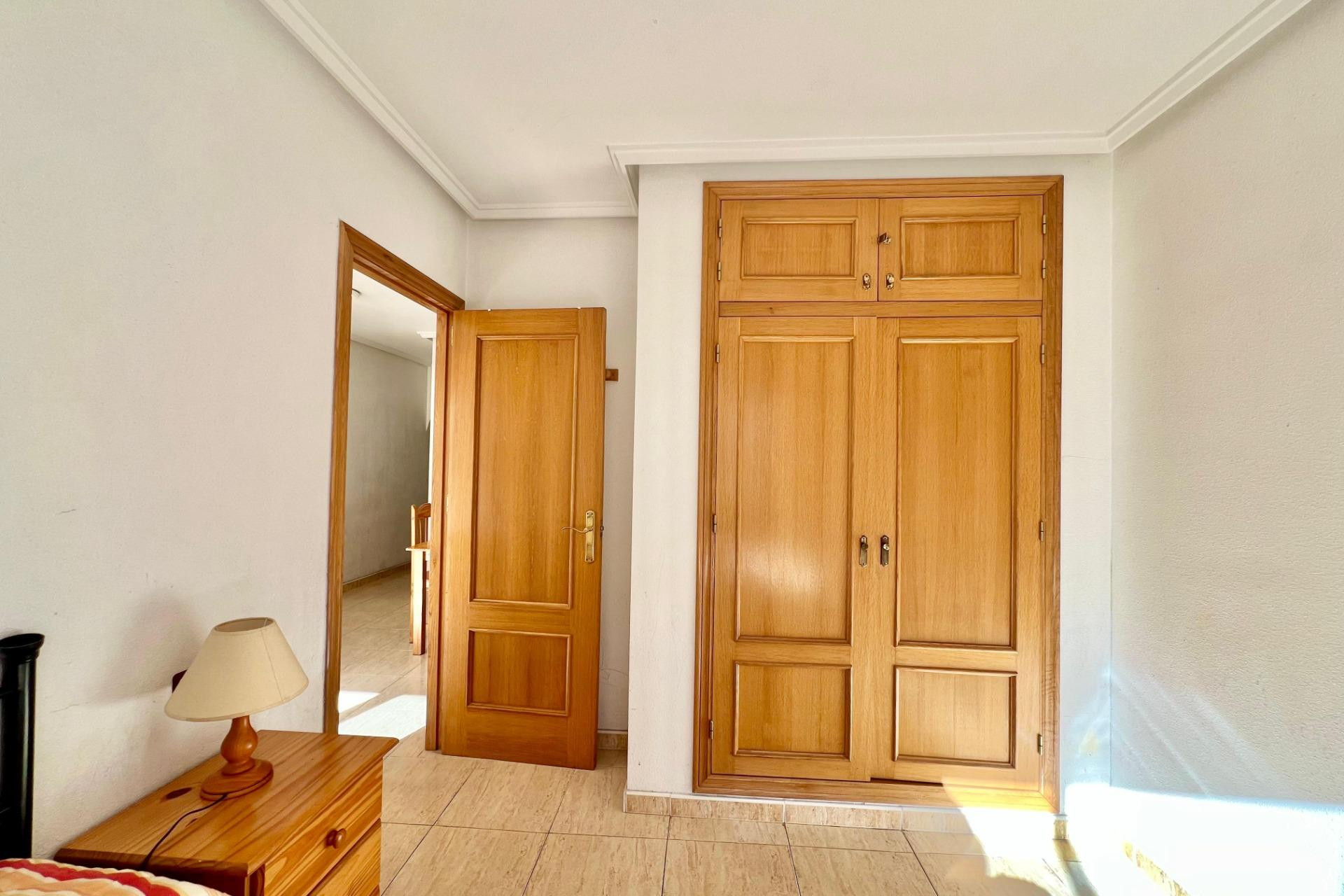 Resale - Apartment  - Torrevieja - Playa del Cura