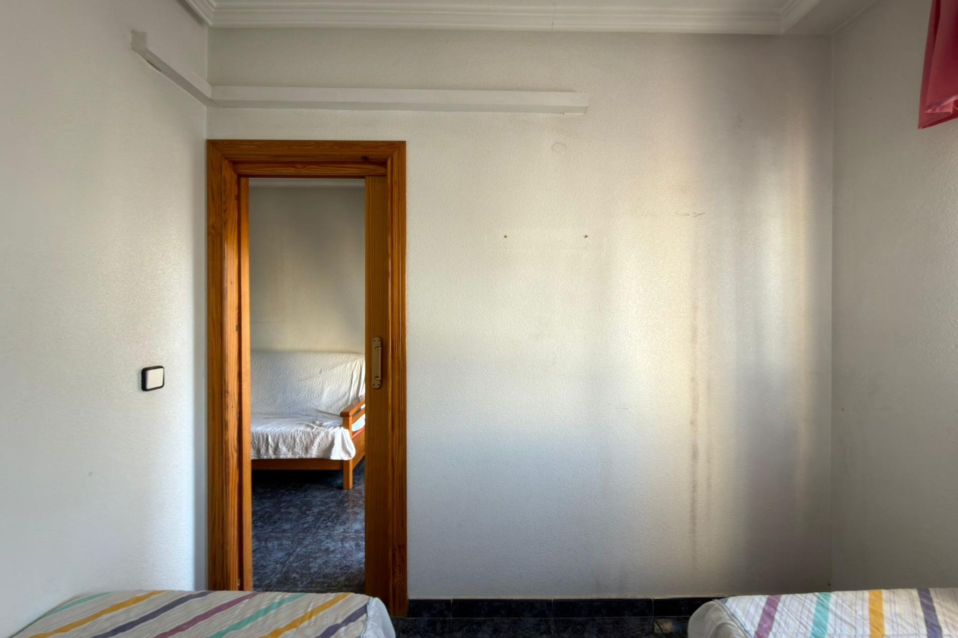 Resale - Apartment  - Torrevieja - Playa del Cura