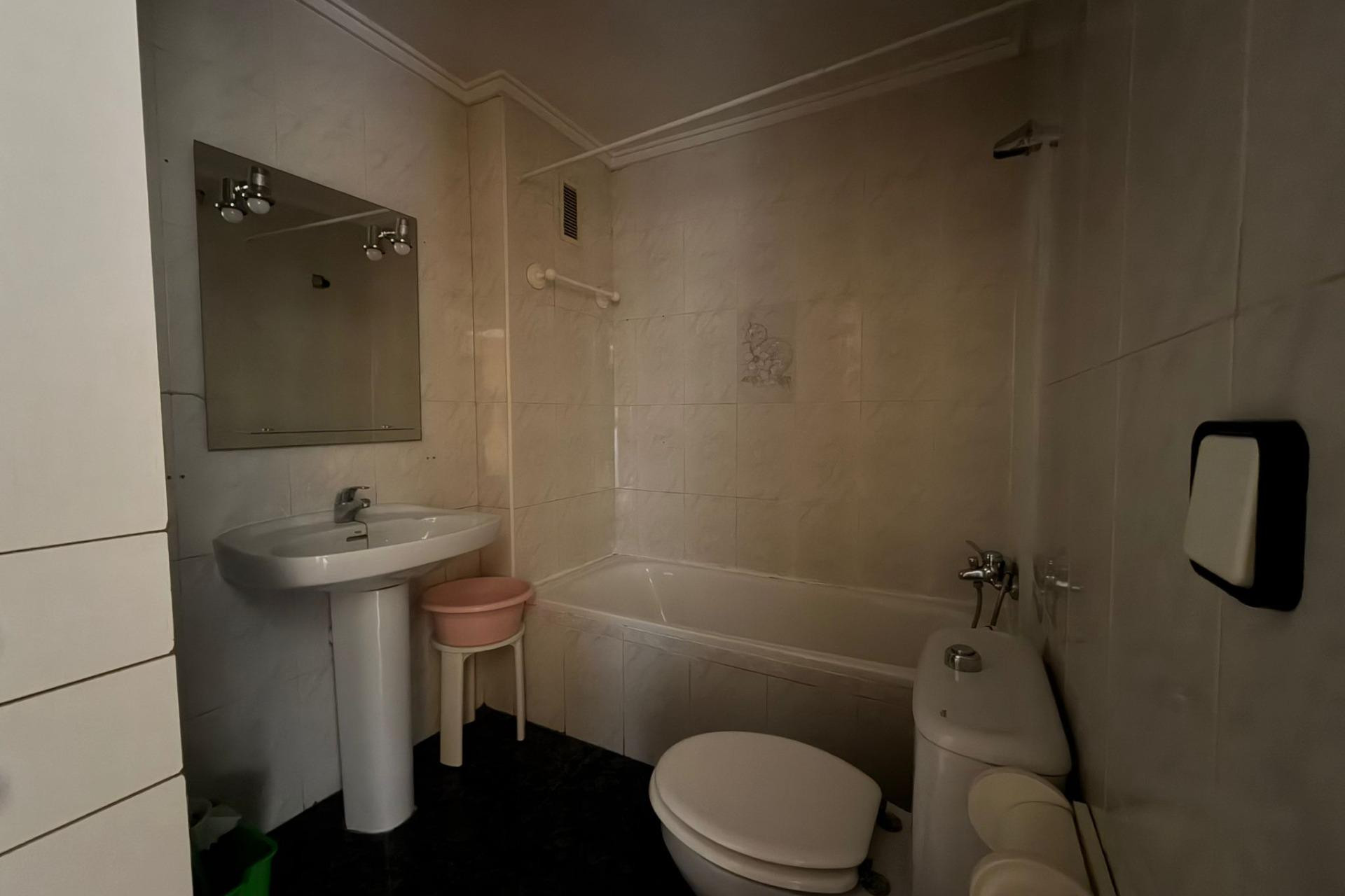 Resale - Apartment  - Torrevieja - Playa del Cura