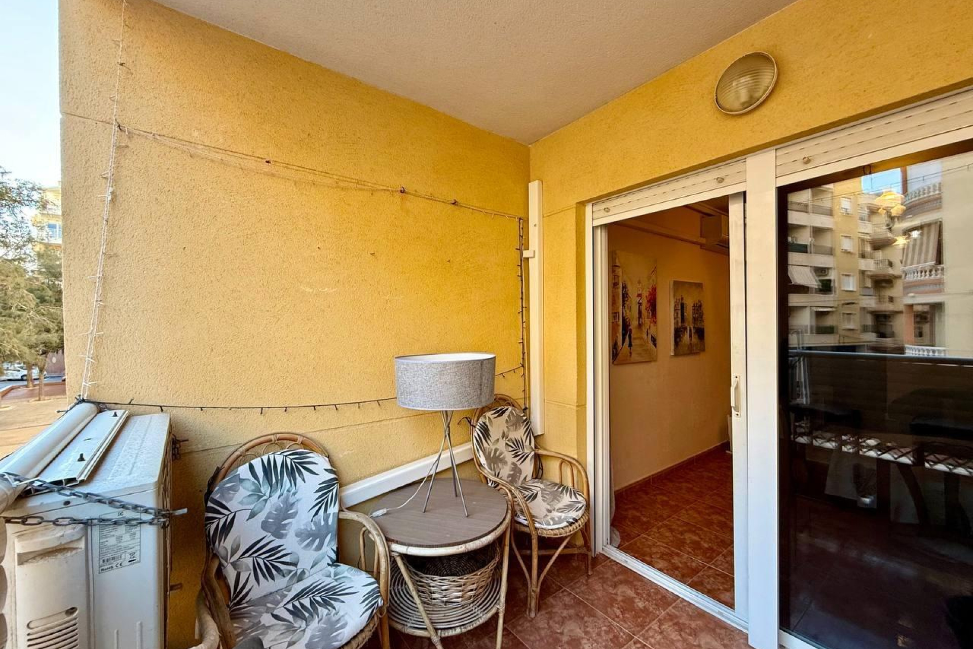 Resale - Apartment  - Torrevieja - Playa del Cura