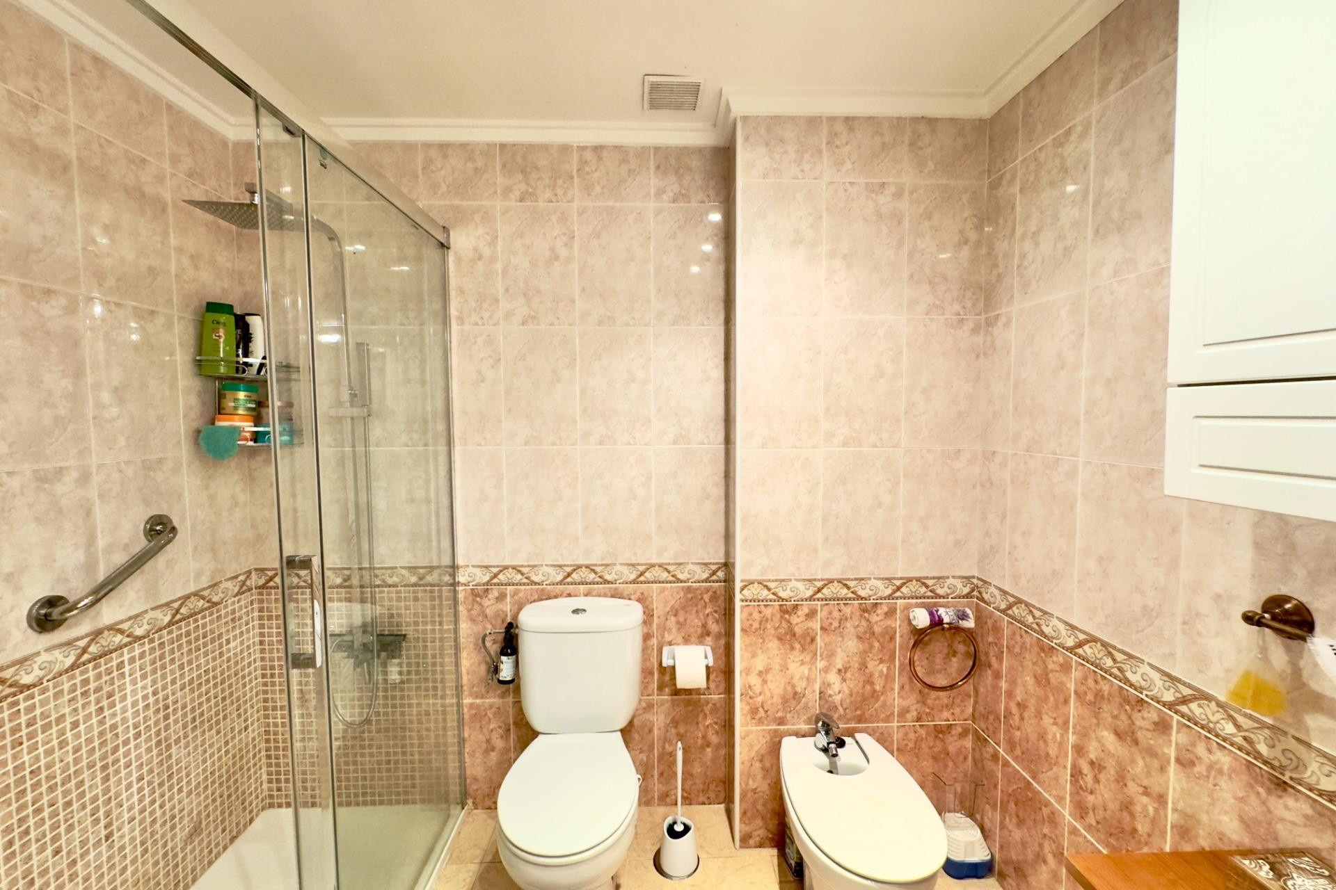 Resale - Apartment  - Torrevieja - Playa del Cura