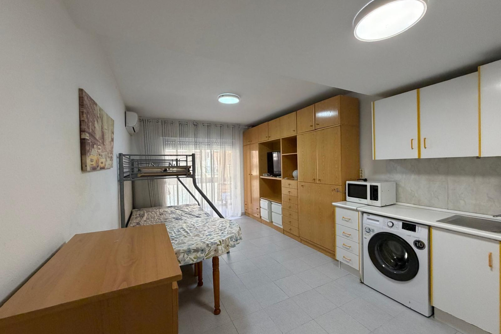 Resale - Apartment  - Torrevieja - Playa del Cura