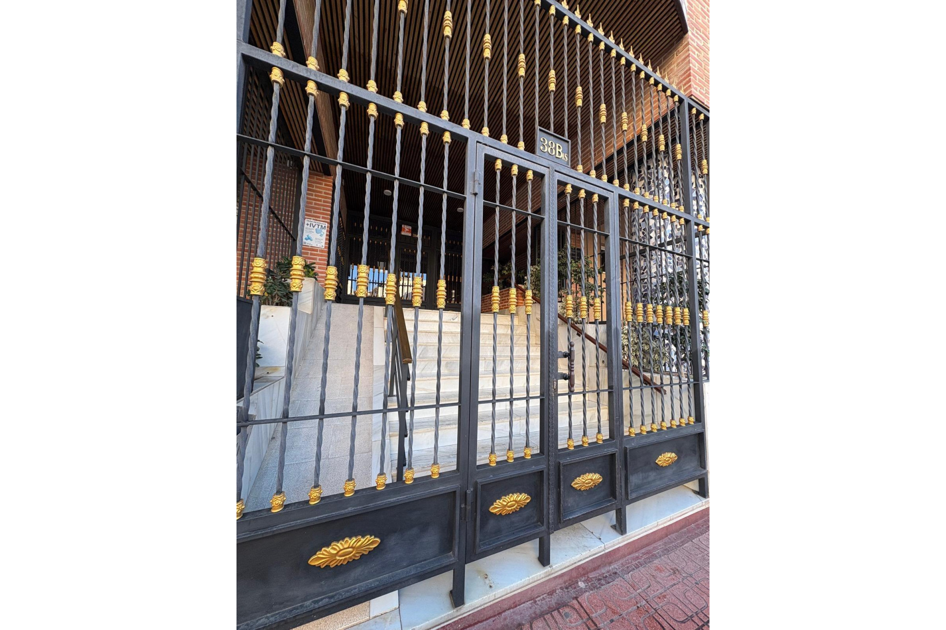 Resale - Apartment  - Torrevieja - Playa del Cura