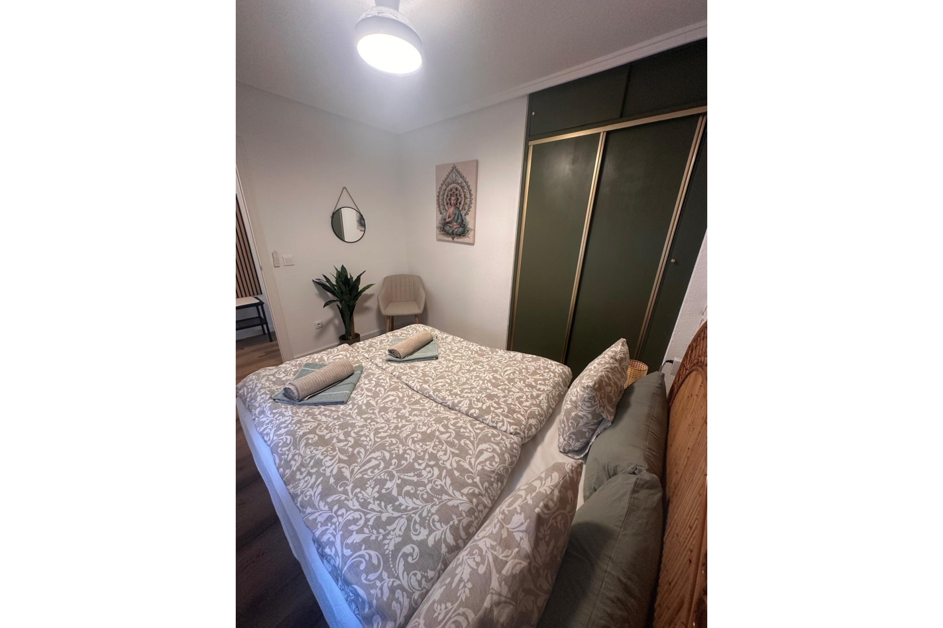 Resale - Apartment  - Torrevieja - Playa del Cura