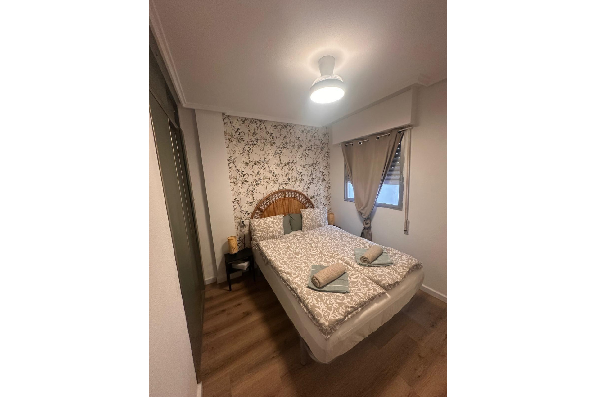 Resale - Apartment  - Torrevieja - Playa del Cura