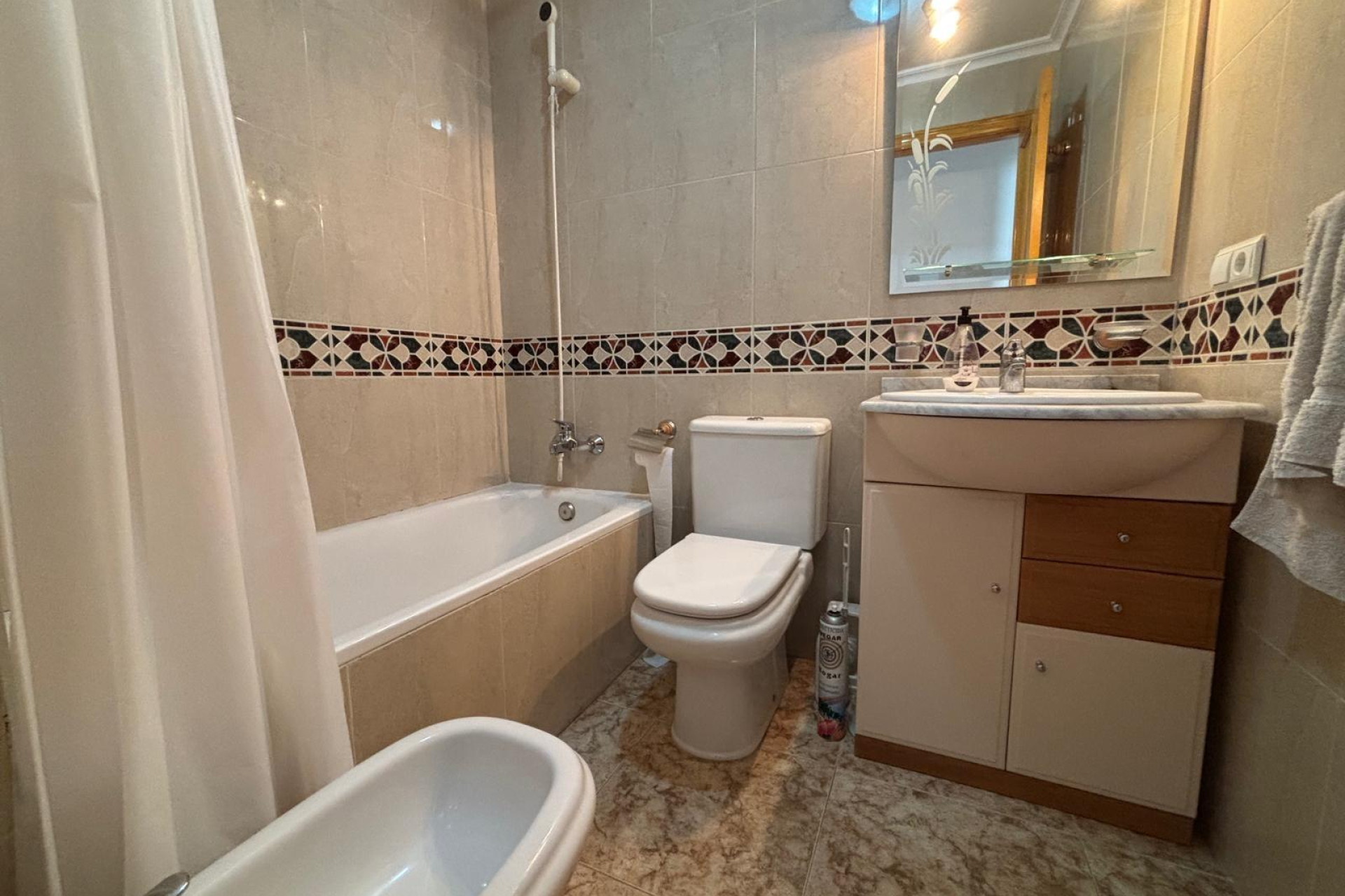 Resale - Apartment  - Torrevieja - Playa del Cura