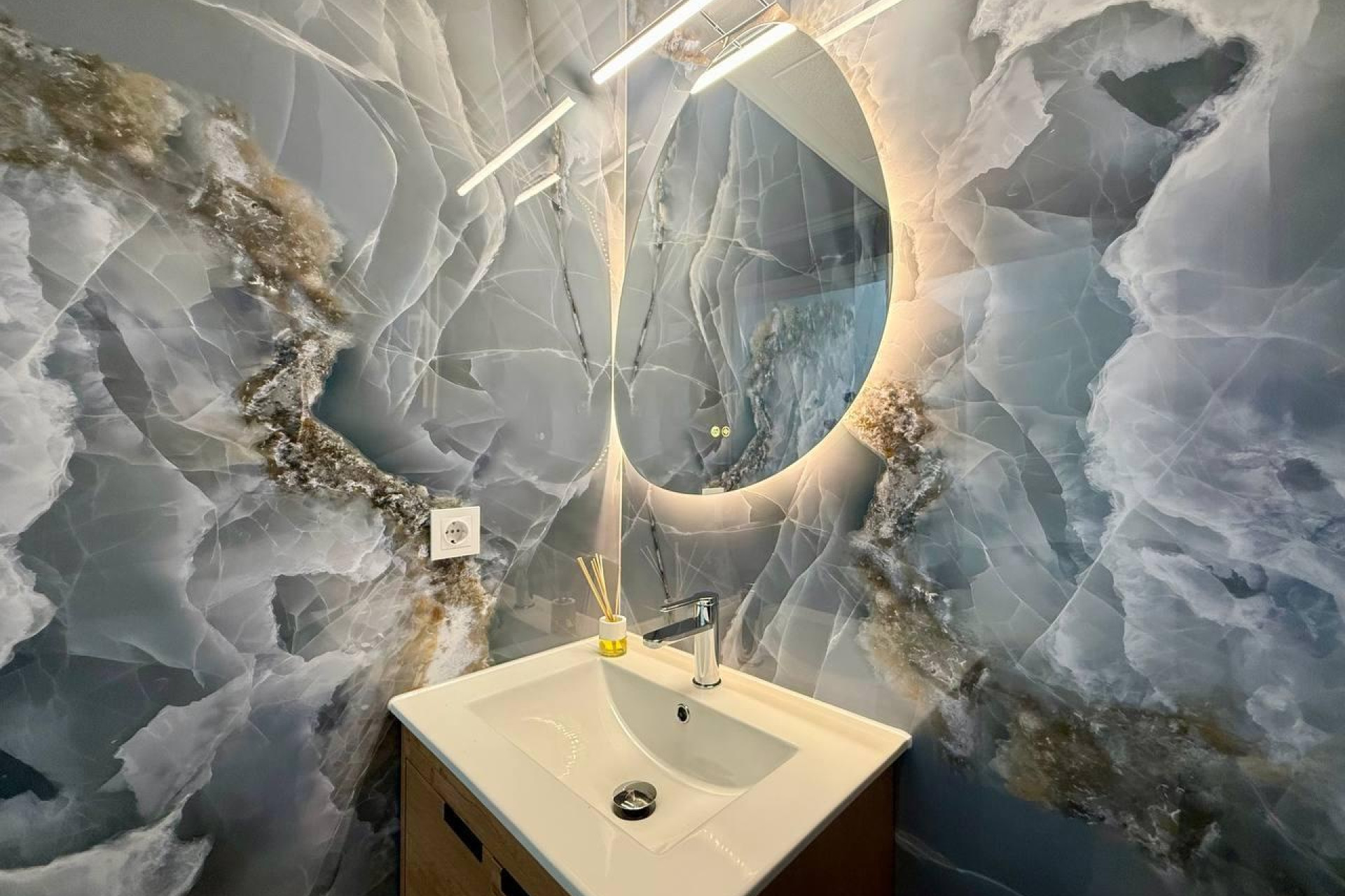 Resale - Apartment  - Torrevieja - Playa del Cura