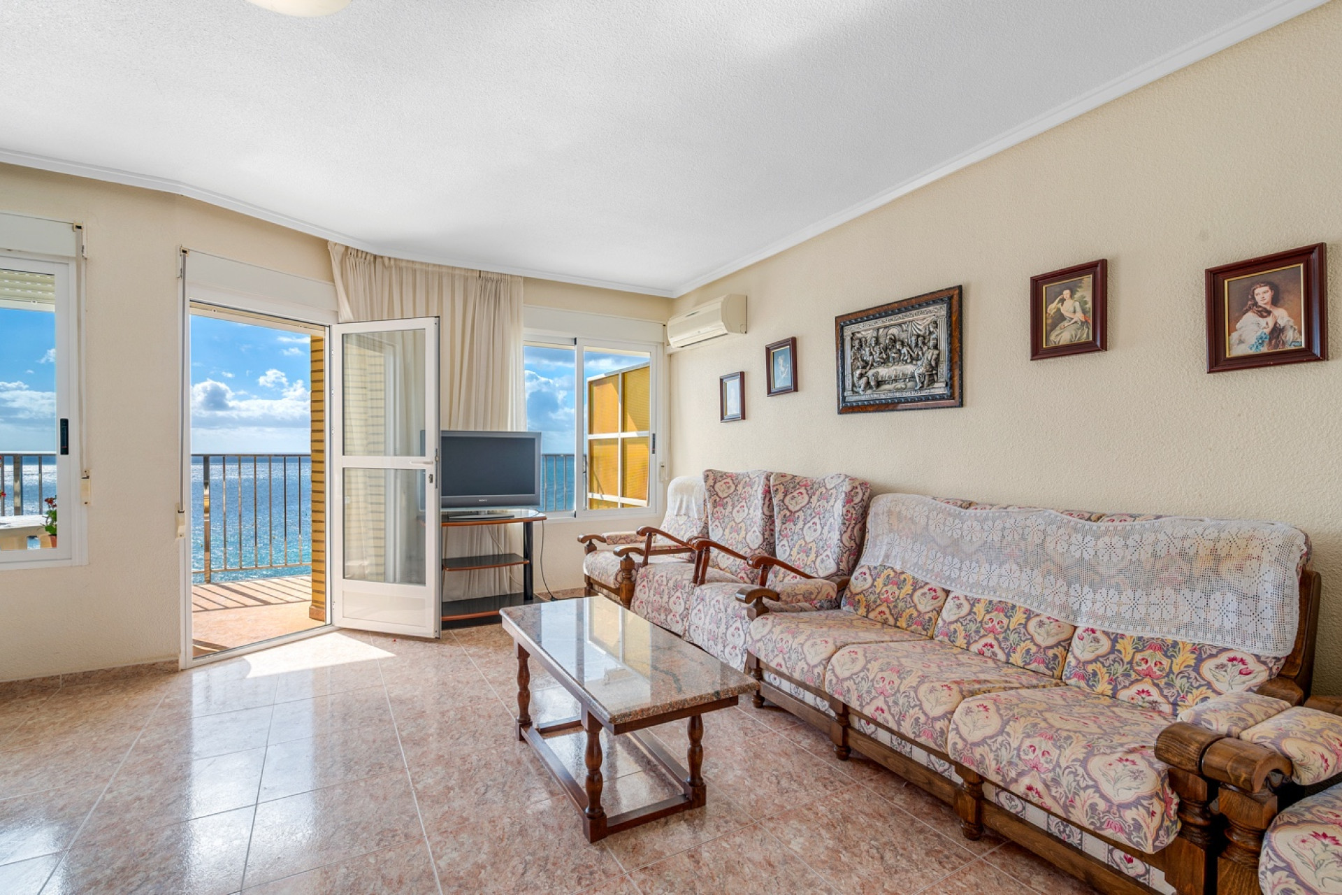 Resale - Apartment  - Torrevieja - Playa Del Cura