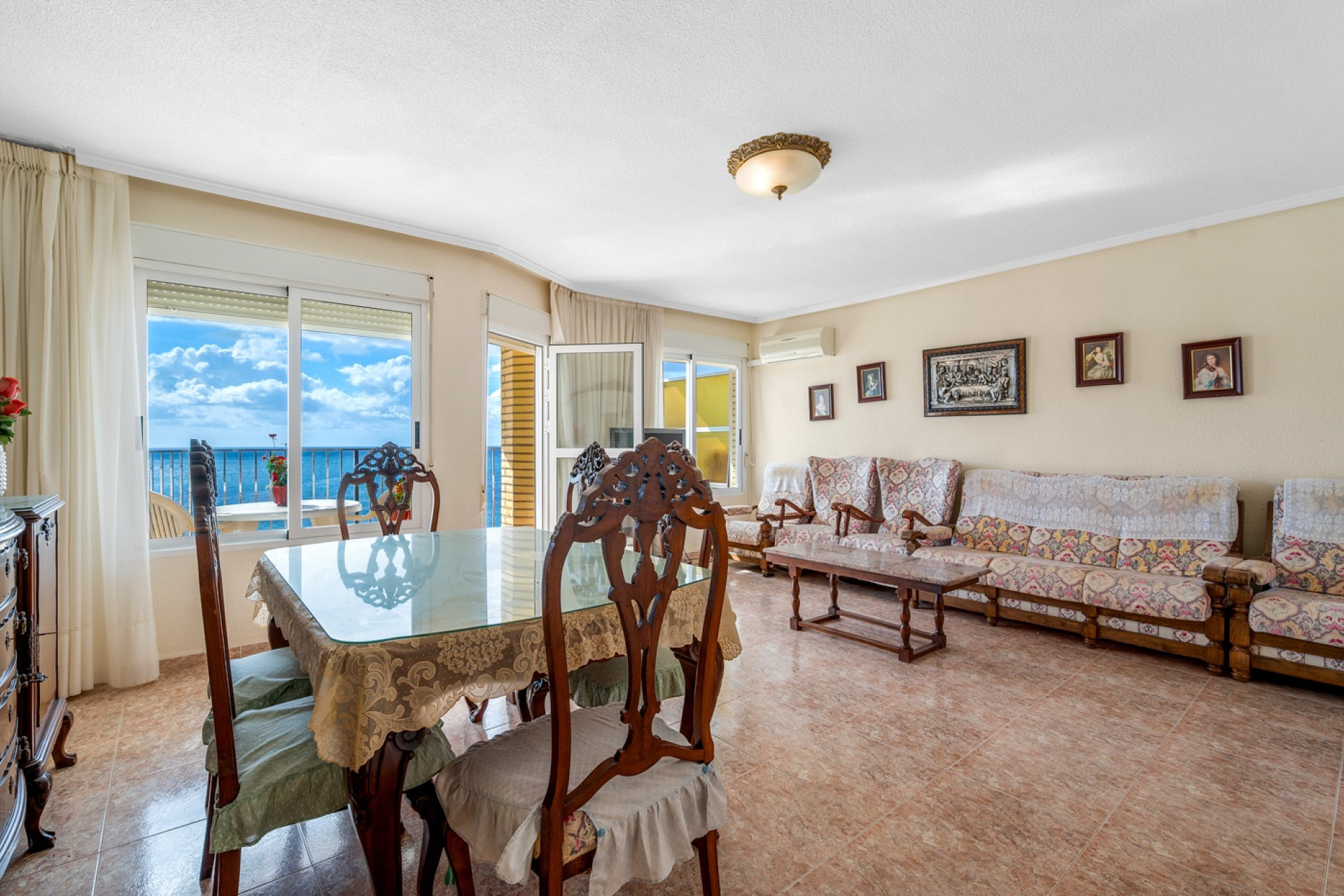 Resale - Apartment  - Torrevieja - Playa Del Cura