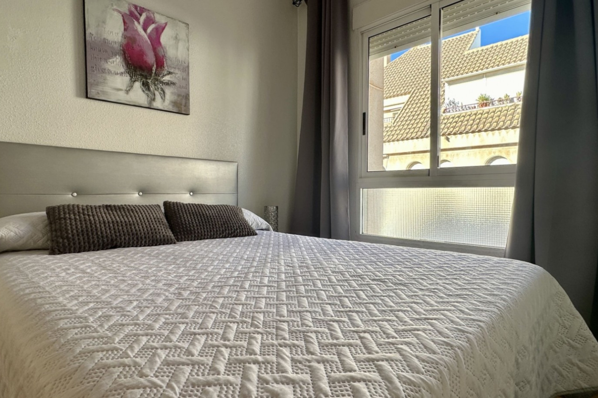 Resale - Apartment  - Torrevieja - Playa Los Naufragos