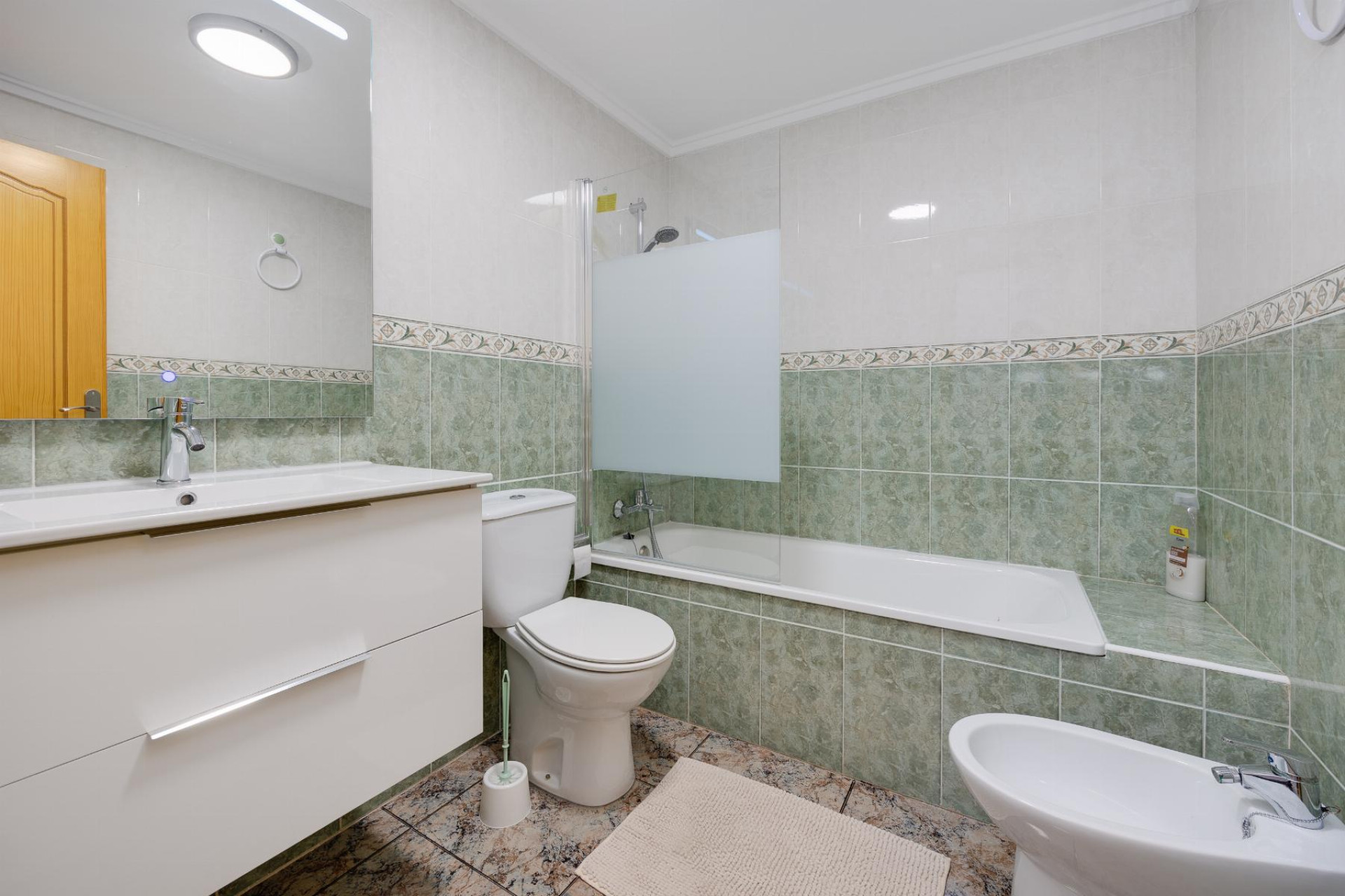 Resale - Apartment  - Torrevieja - PLAYA NAUFRAGOS