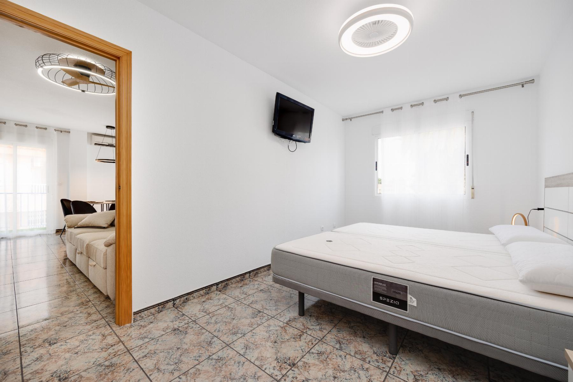 Resale - Apartment  - Torrevieja - PLAYA NAUFRAGOS