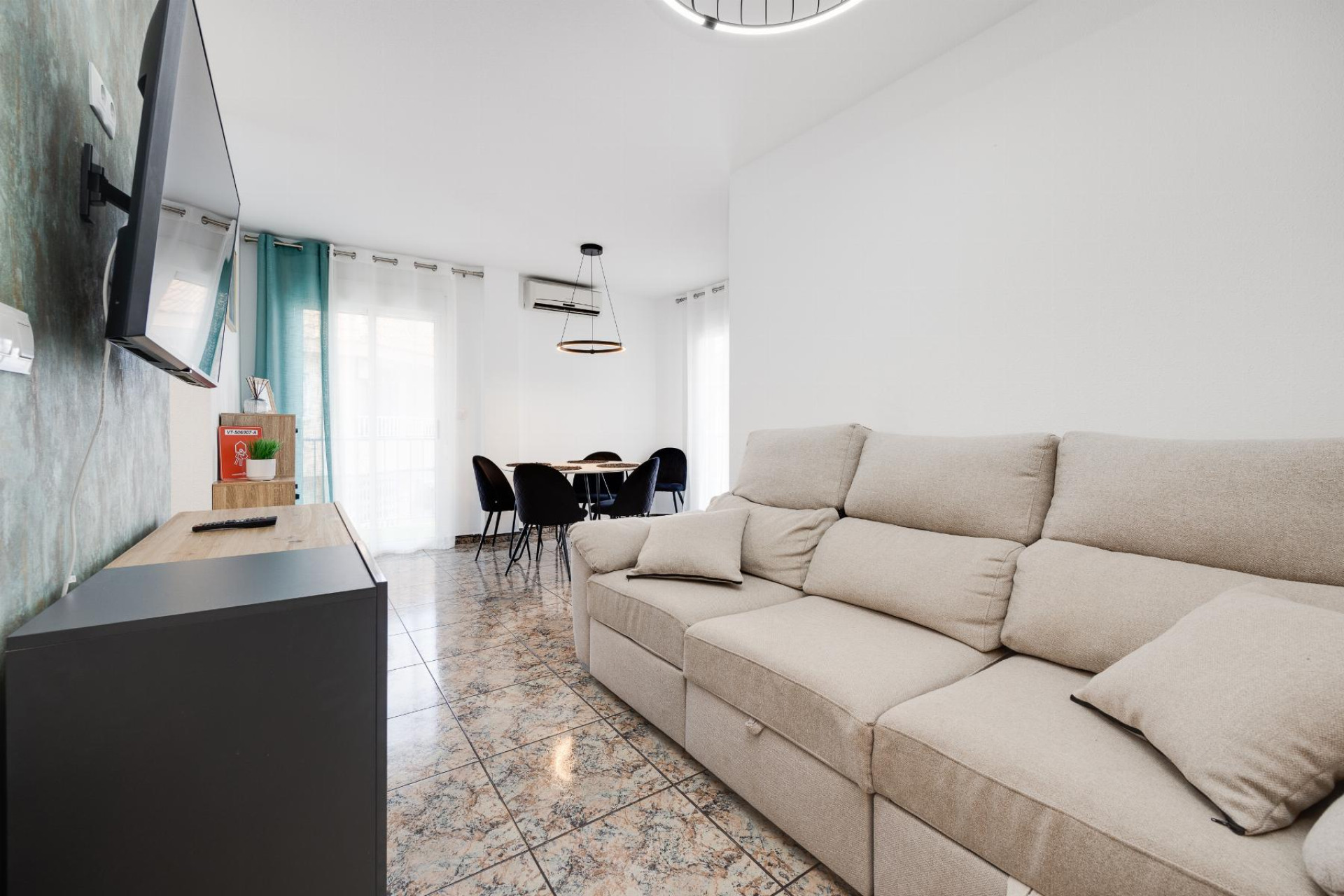 Resale - Apartment  - Torrevieja - PLAYA NAUFRAGOS