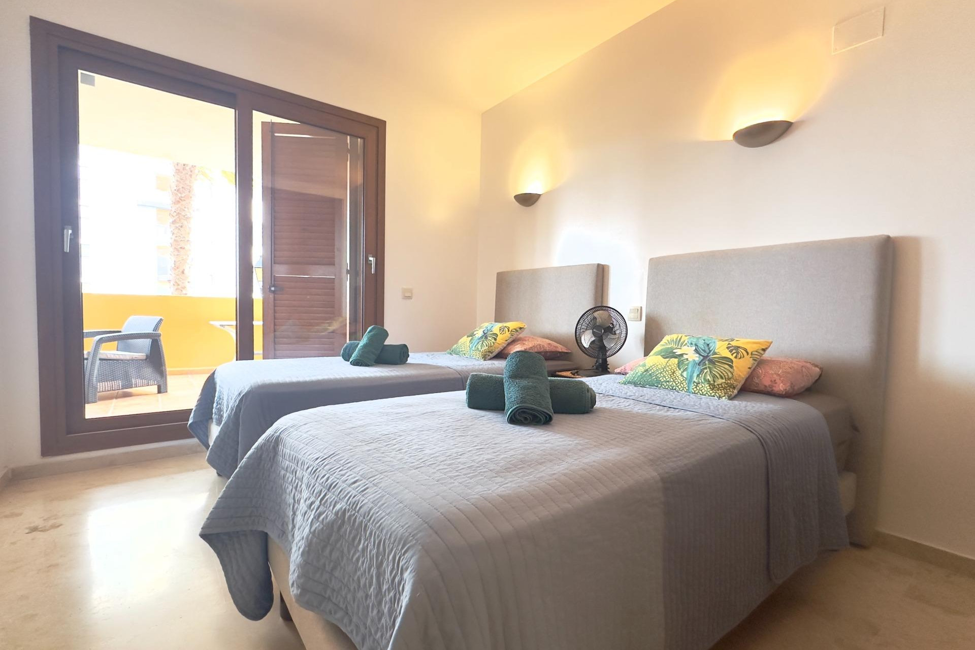 Resale - Apartment  - Torrevieja - Punta prima