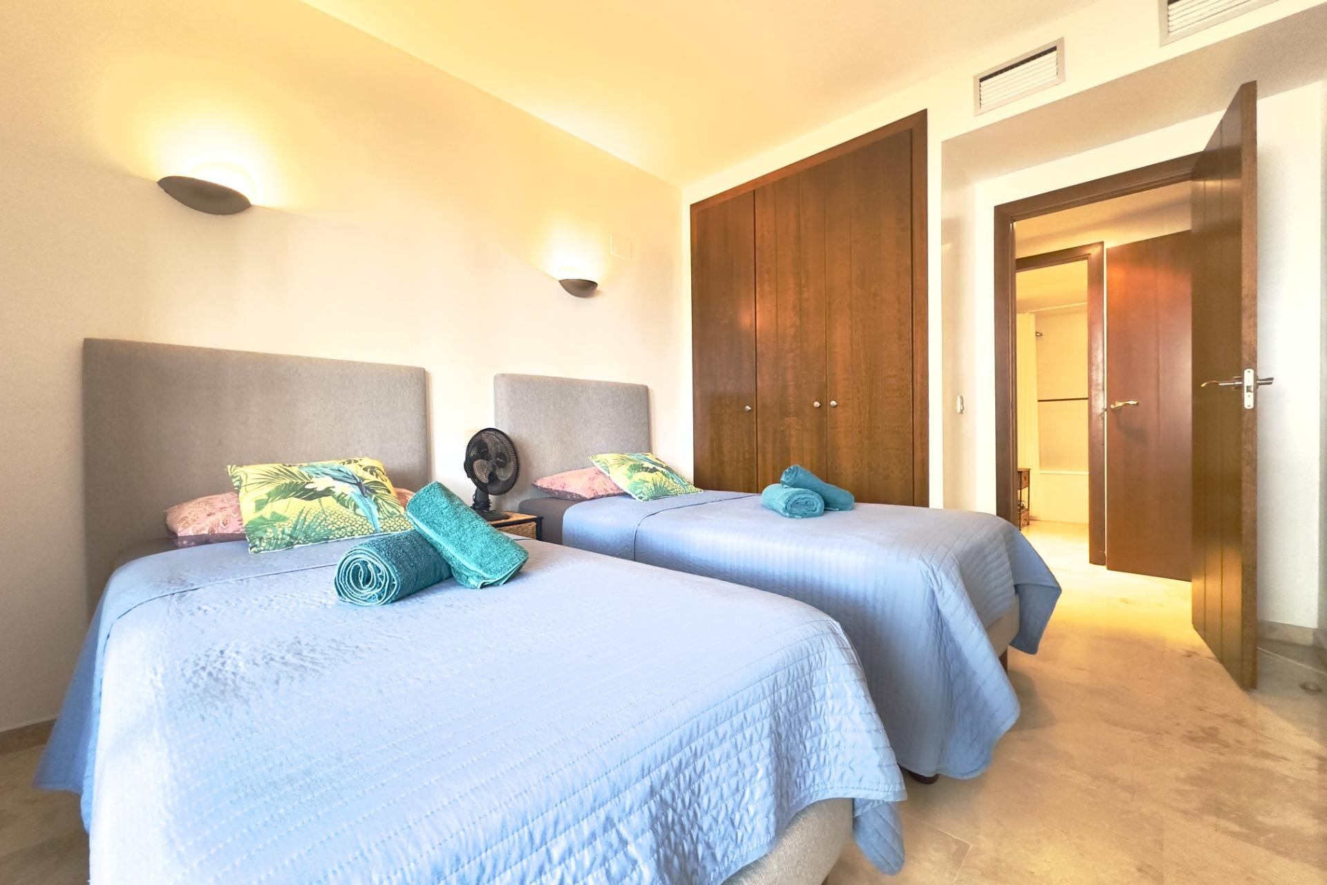 Resale - Apartment  - Torrevieja - Punta prima