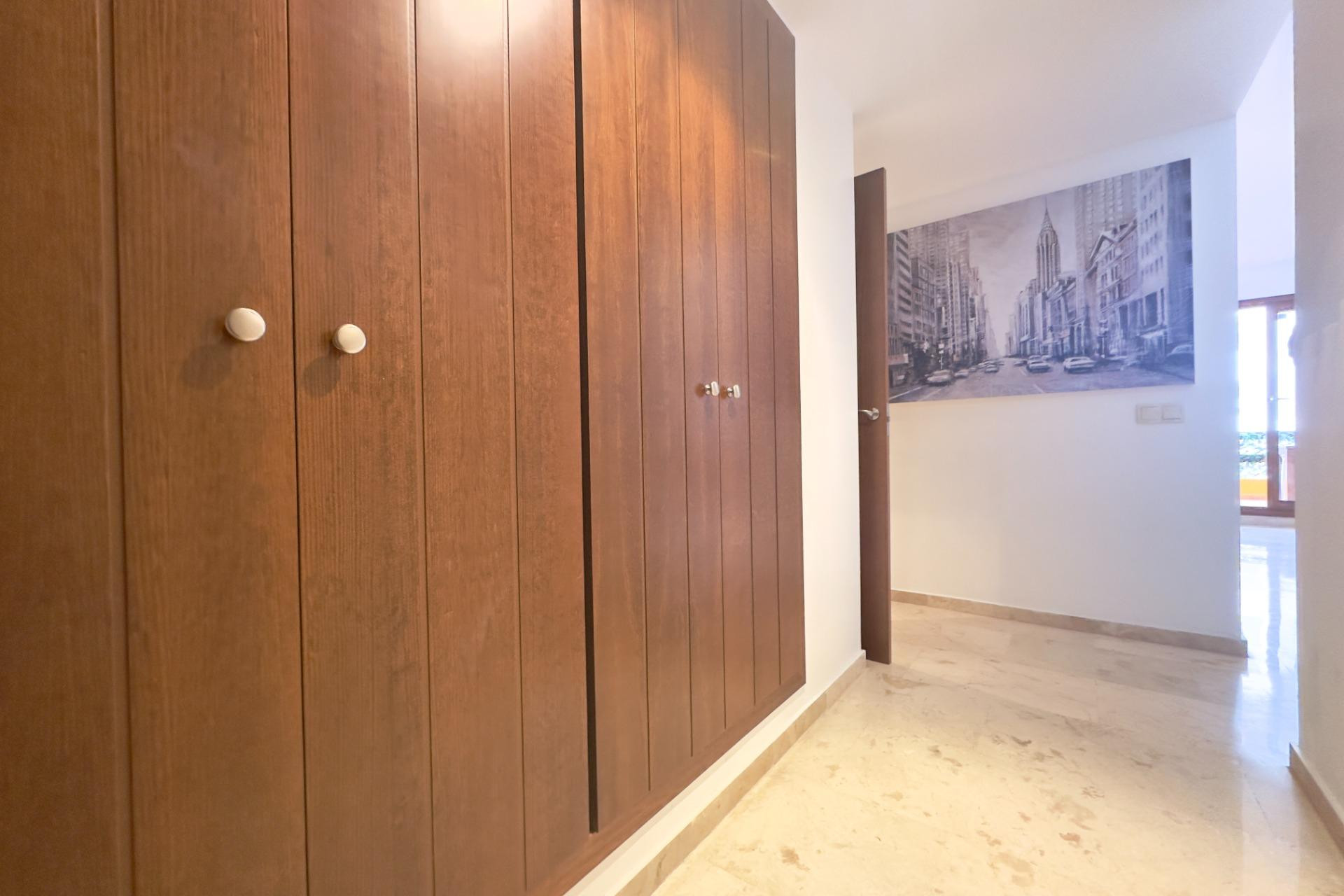 Resale - Apartment  - Torrevieja - Punta prima