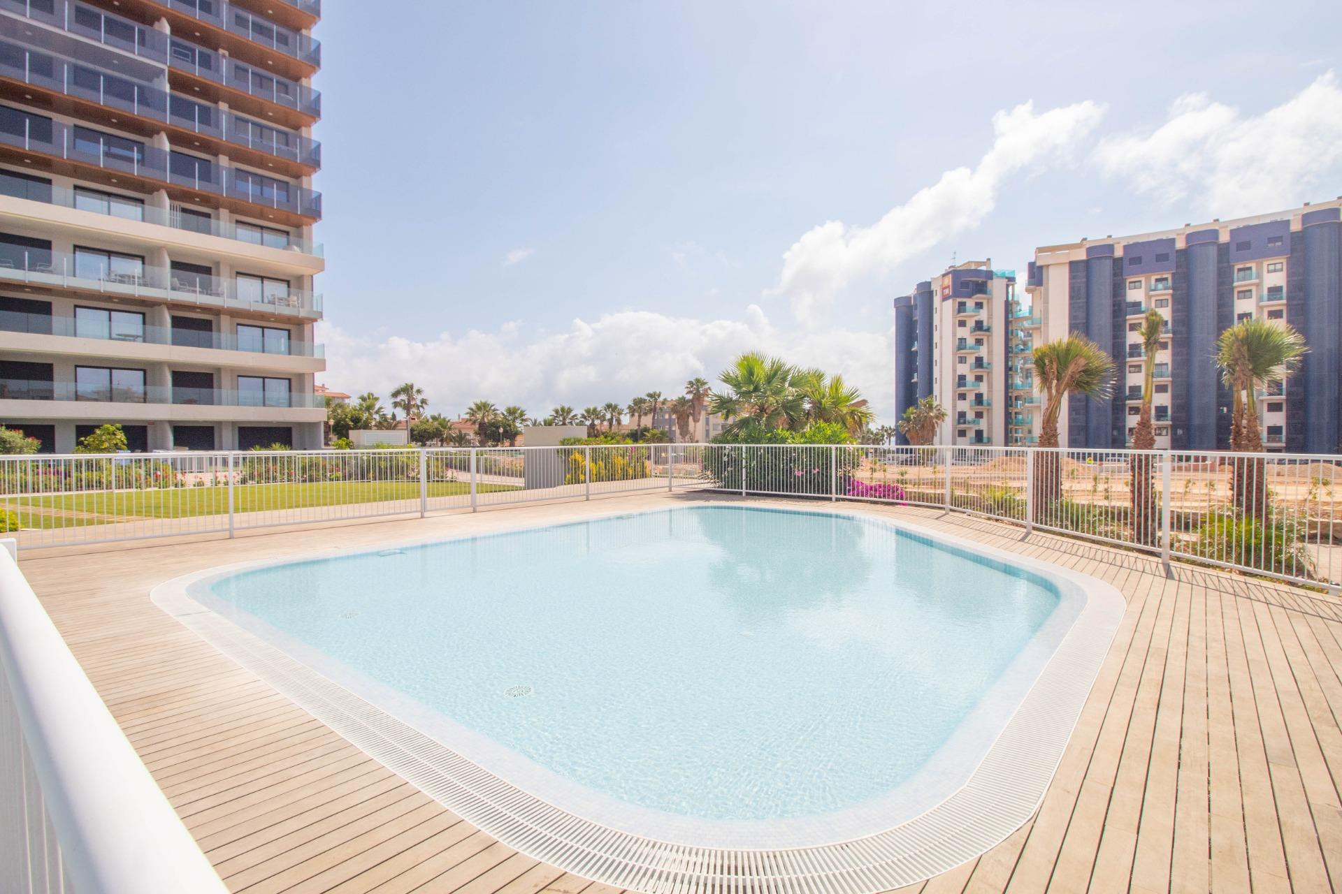 Resale - Apartment  - Torrevieja - Punta prima