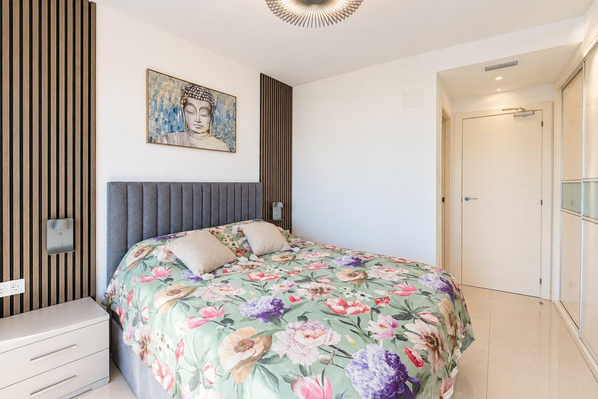 Resale - Apartment  - Torrevieja - Punta prima