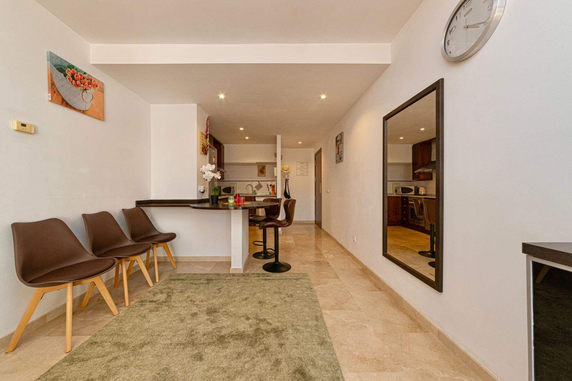 Resale - Apartment  - Torrevieja - Punta prima