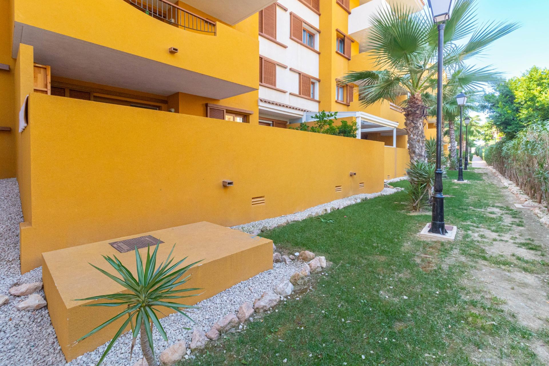 Resale - Apartment  - Torrevieja - Punta prima