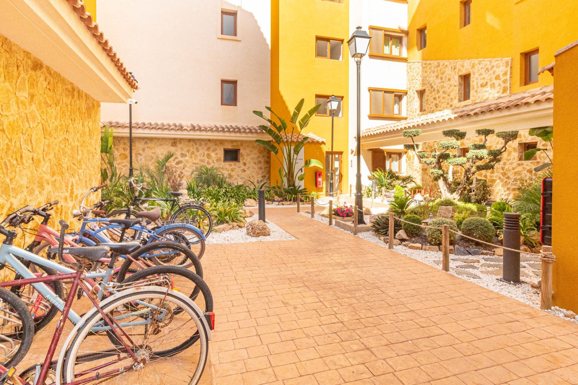 Resale - Apartment  - Torrevieja - Punta prima