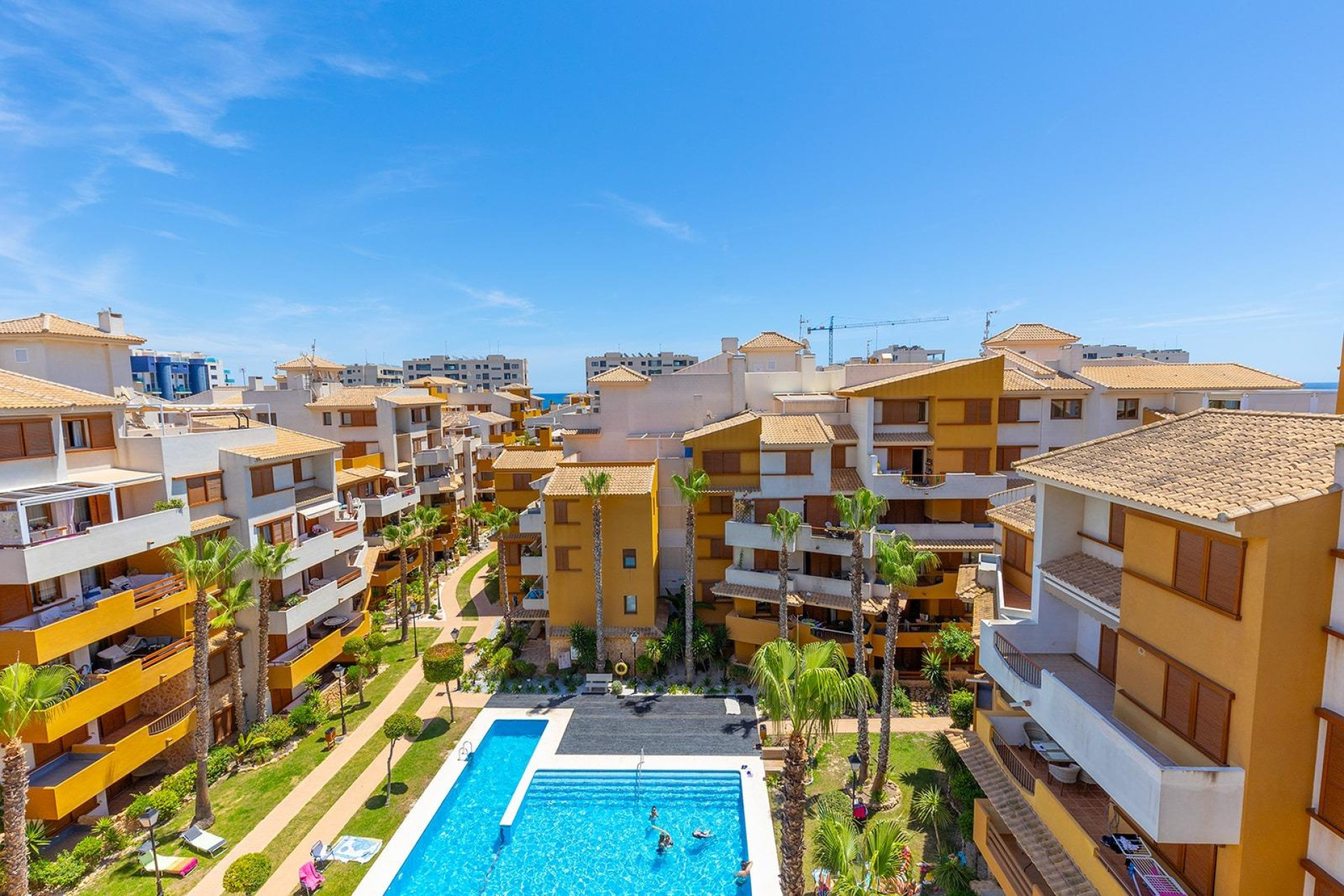 Resale - Apartment  - Torrevieja - Punta prima