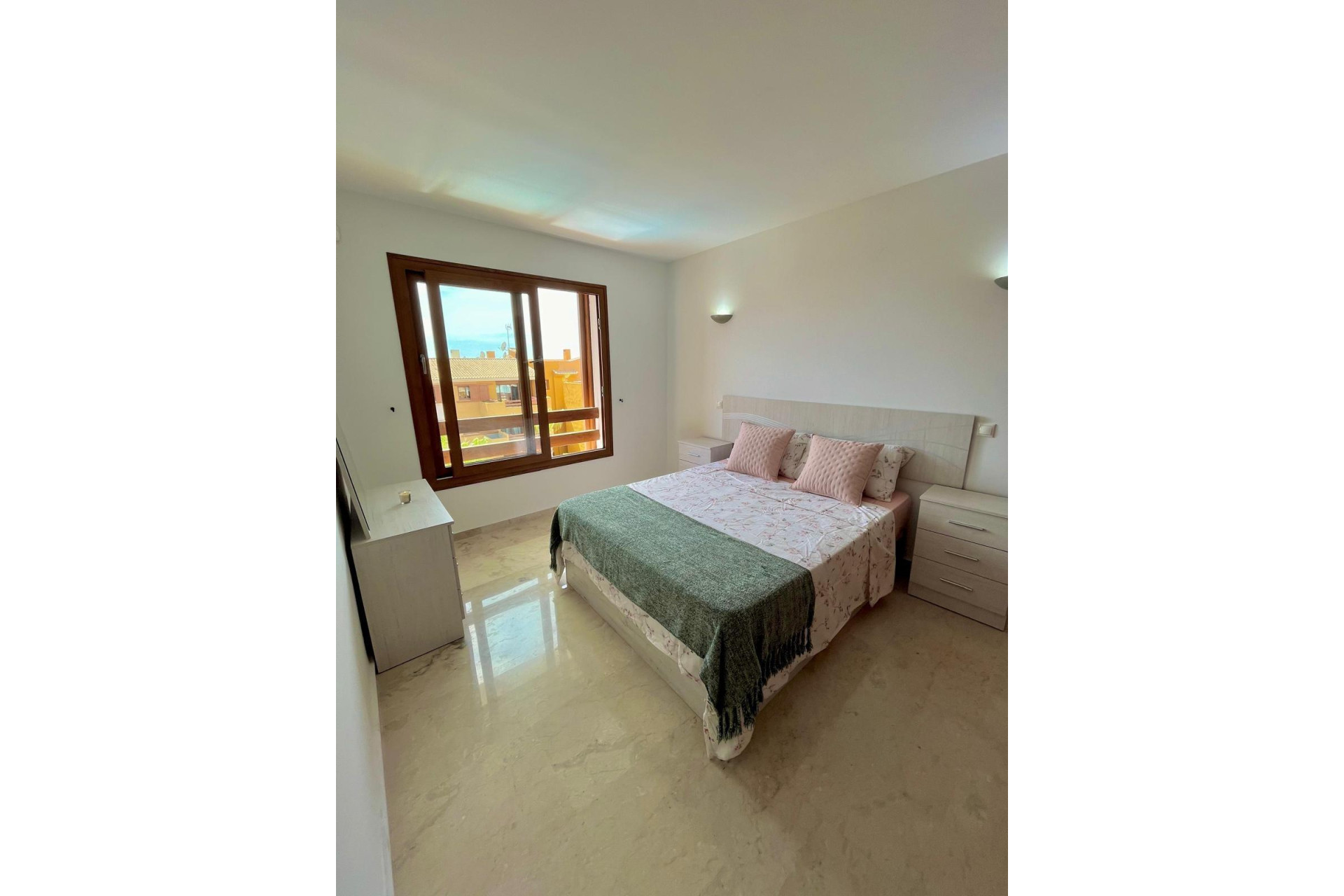 Resale - Apartment  - Torrevieja - Punta prima