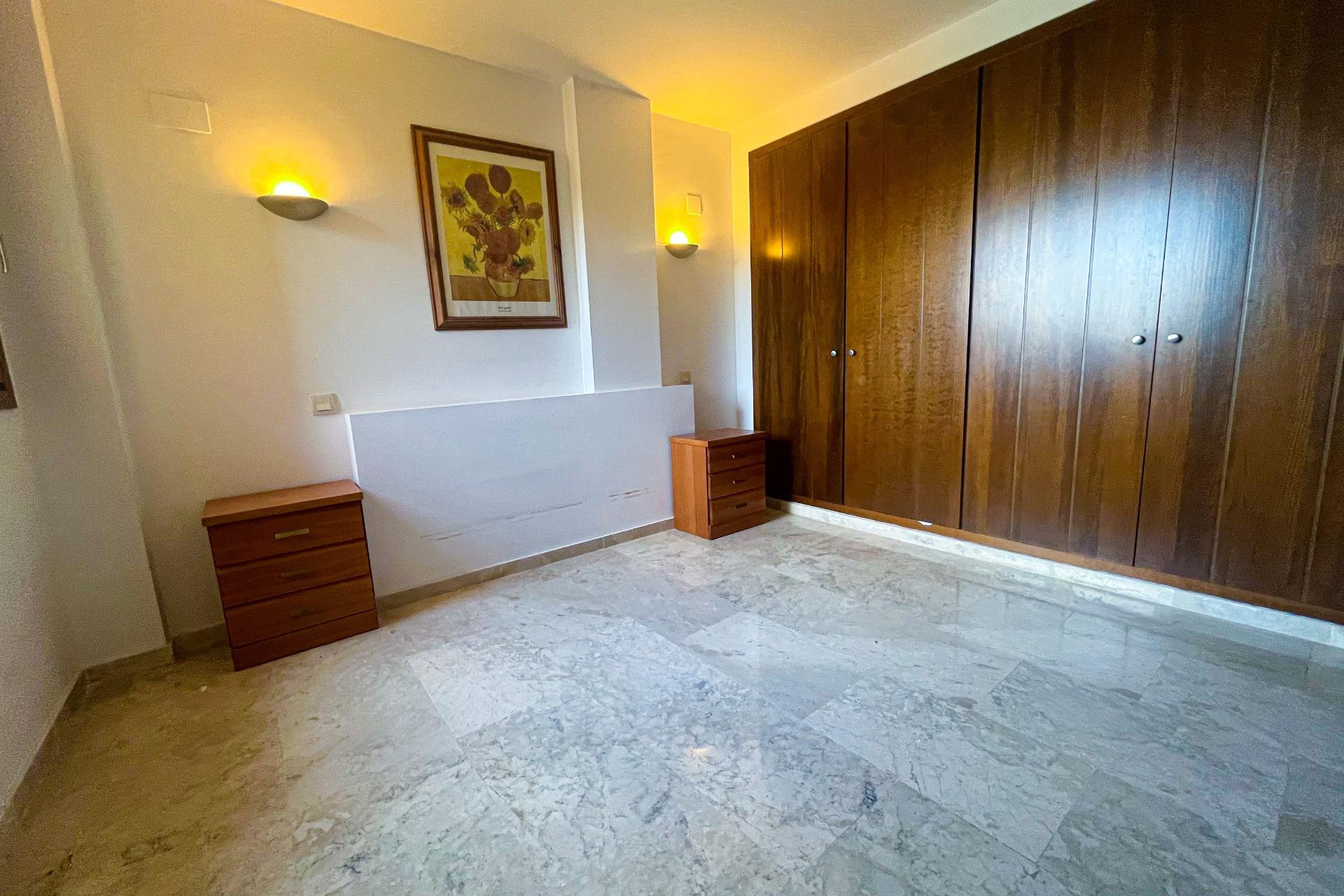 Resale - Apartment  - Torrevieja - Punta prima