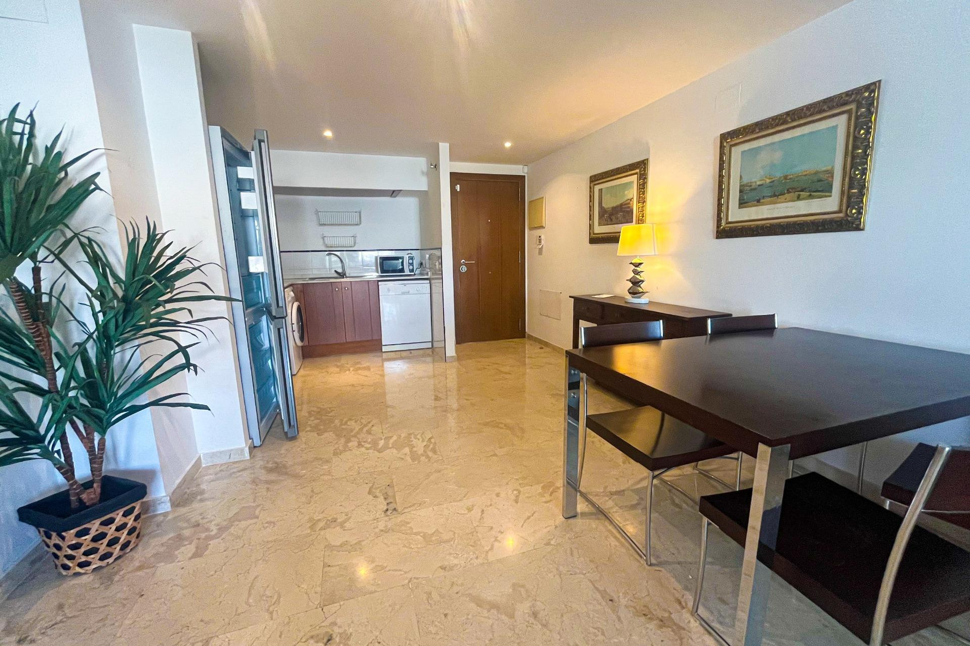 Resale - Apartment  - Torrevieja - Punta prima