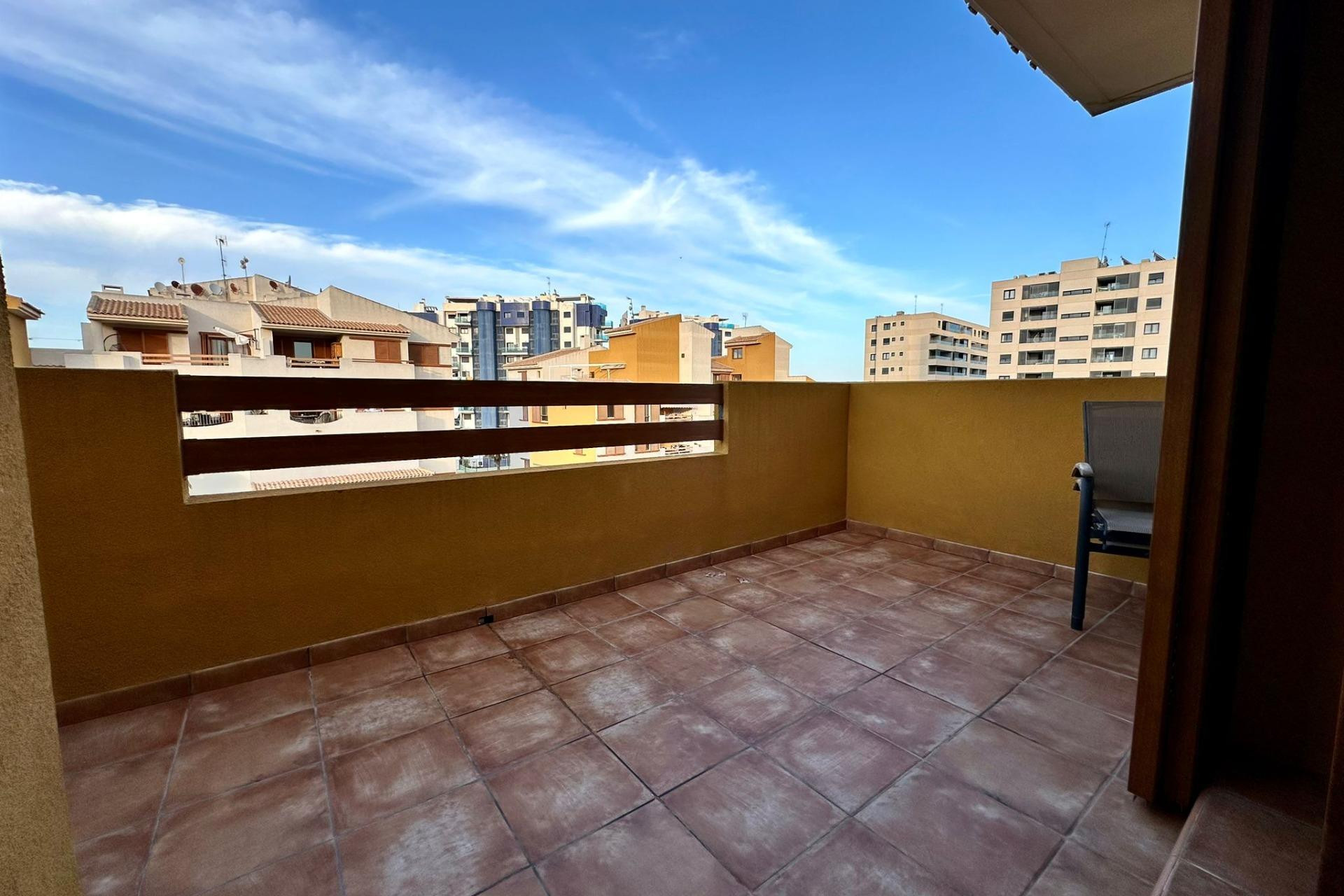 Resale - Apartment  - Torrevieja - Punta prima