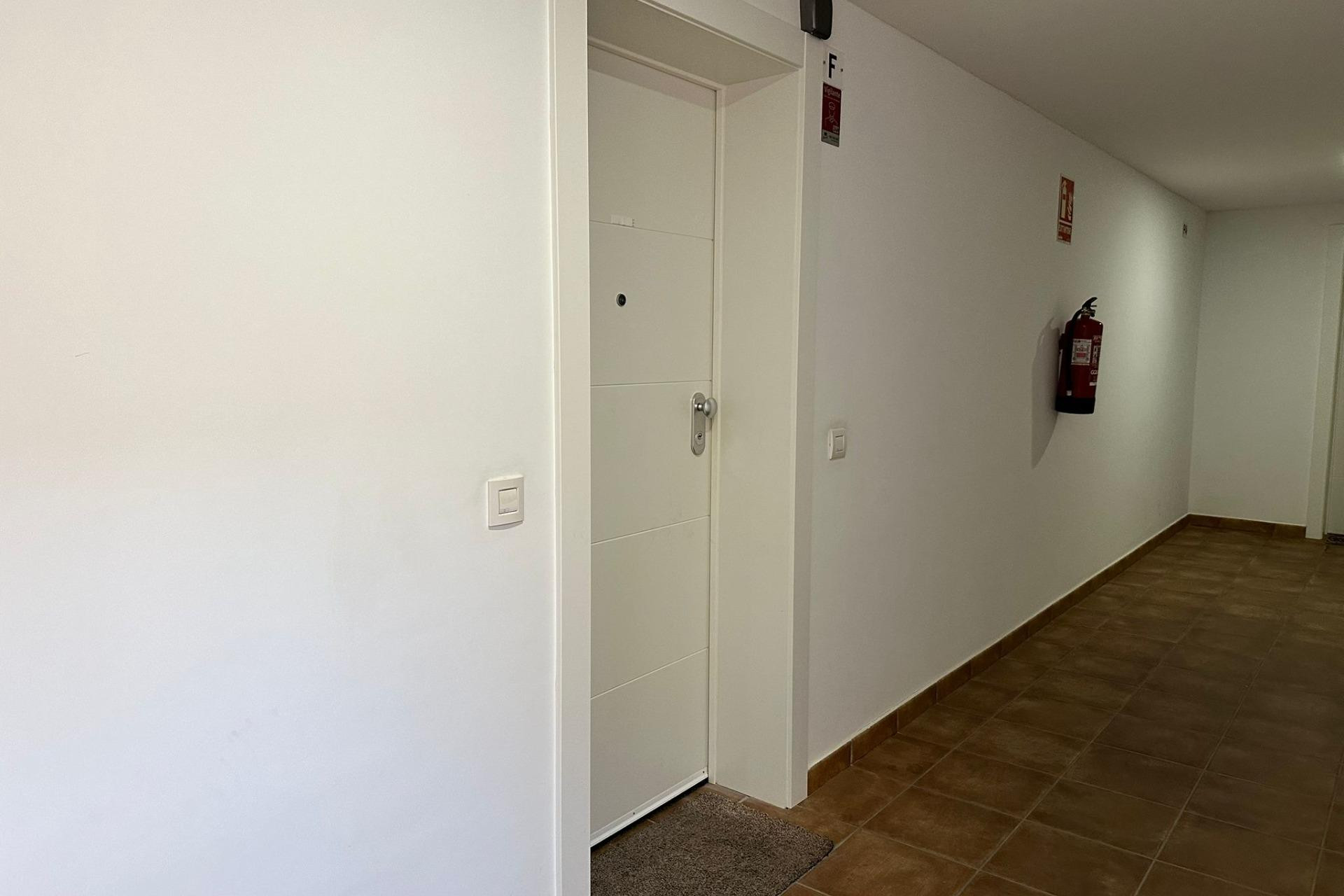 Resale - Apartment  - Torrevieja - Punta prima