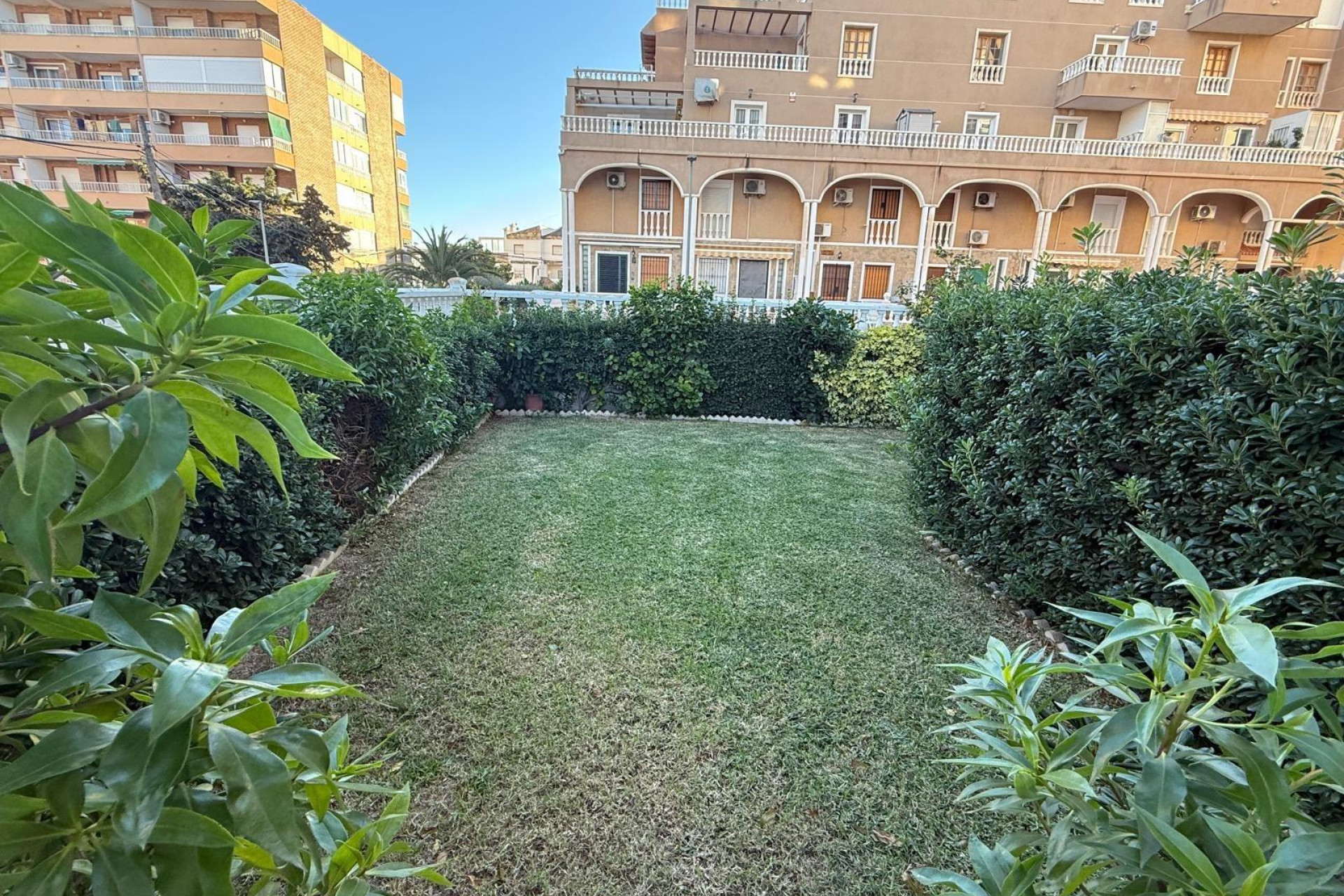 Resale - Apartment  - Torrevieja - Punta prima