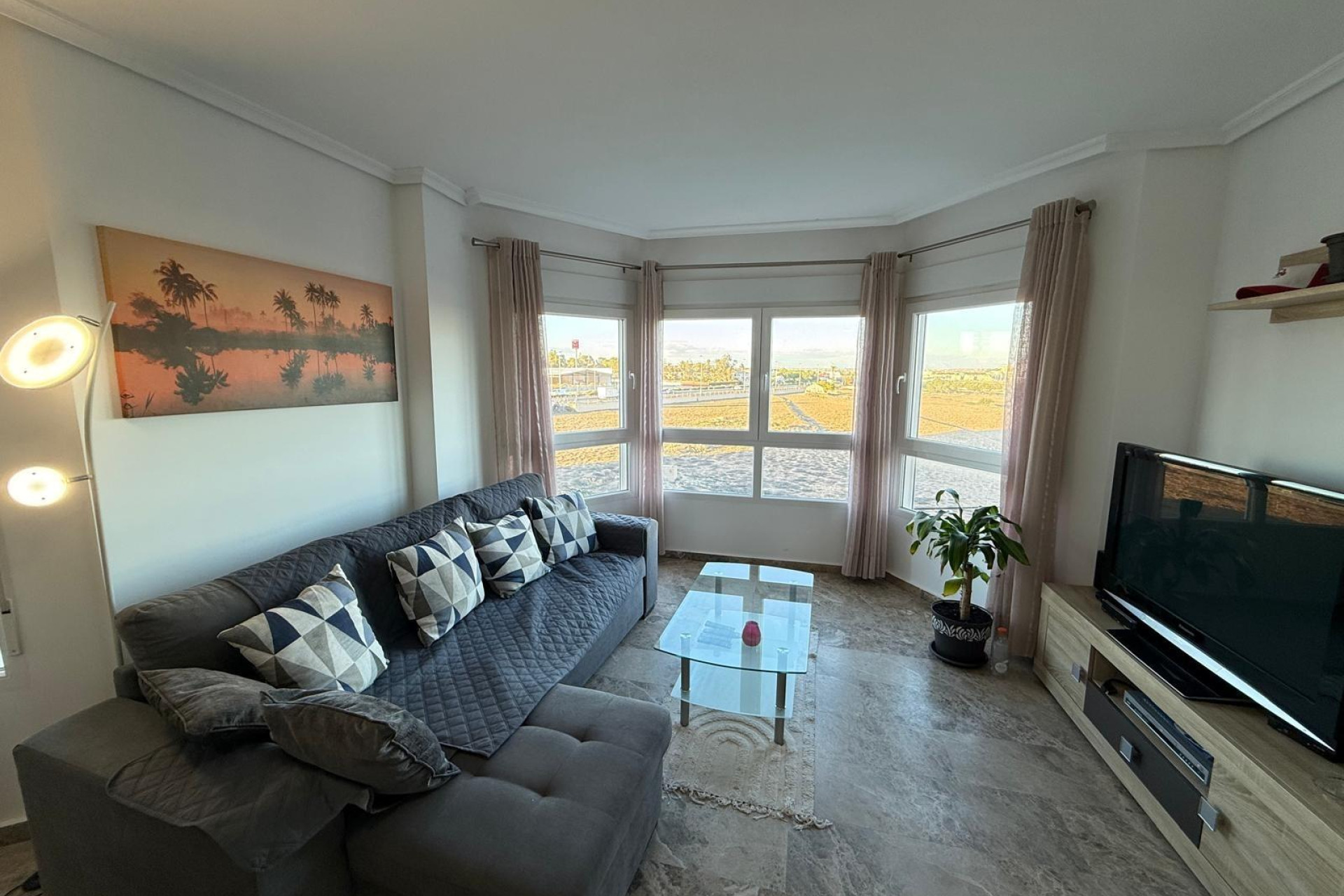 Resale - Apartment  - Torrevieja - Punta prima